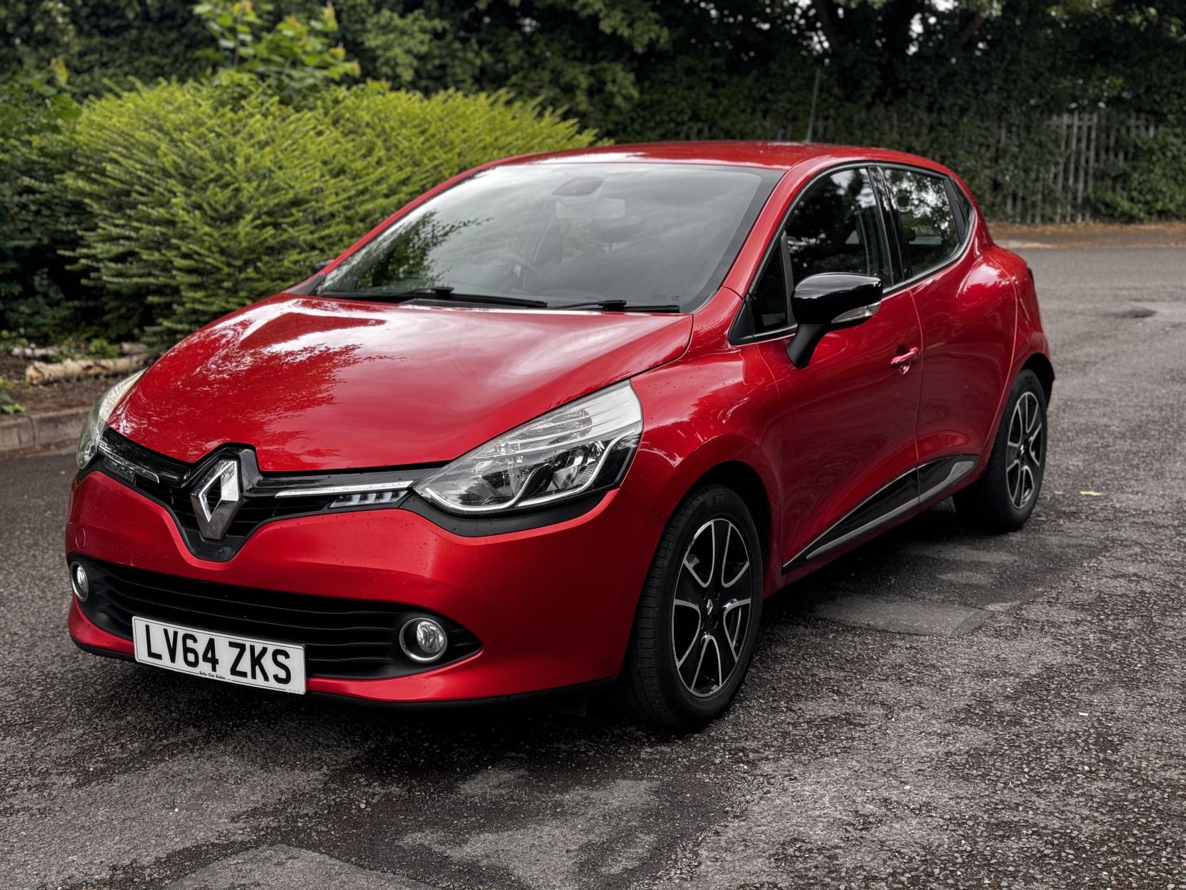 Renault Clio 1.2 16V Dynamique MediaNav Hatchback 5dr Petrol Manual Euro 5 (75 ps)