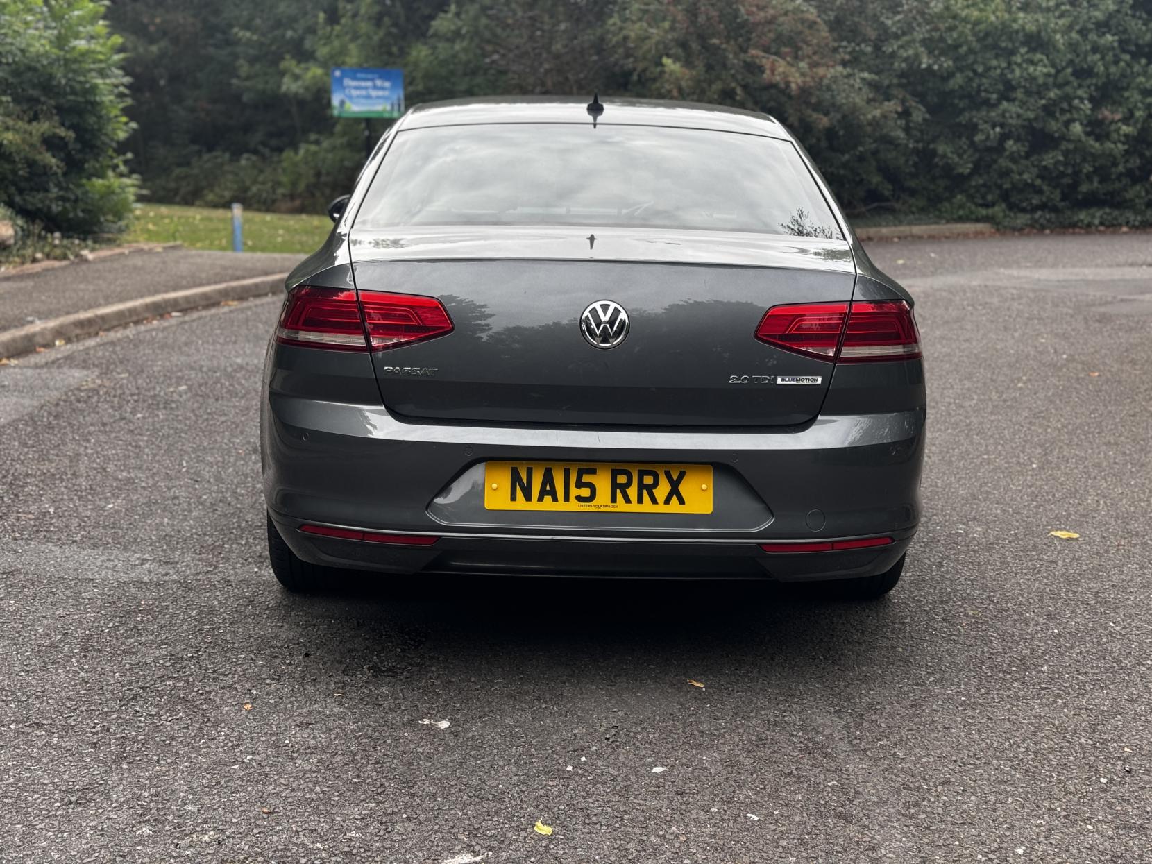Volkswagen Passat 2.0 TDI BlueMotion Tech SE Business Saloon 4dr Diesel Manual Euro 6 (s/s) (150 ps)
