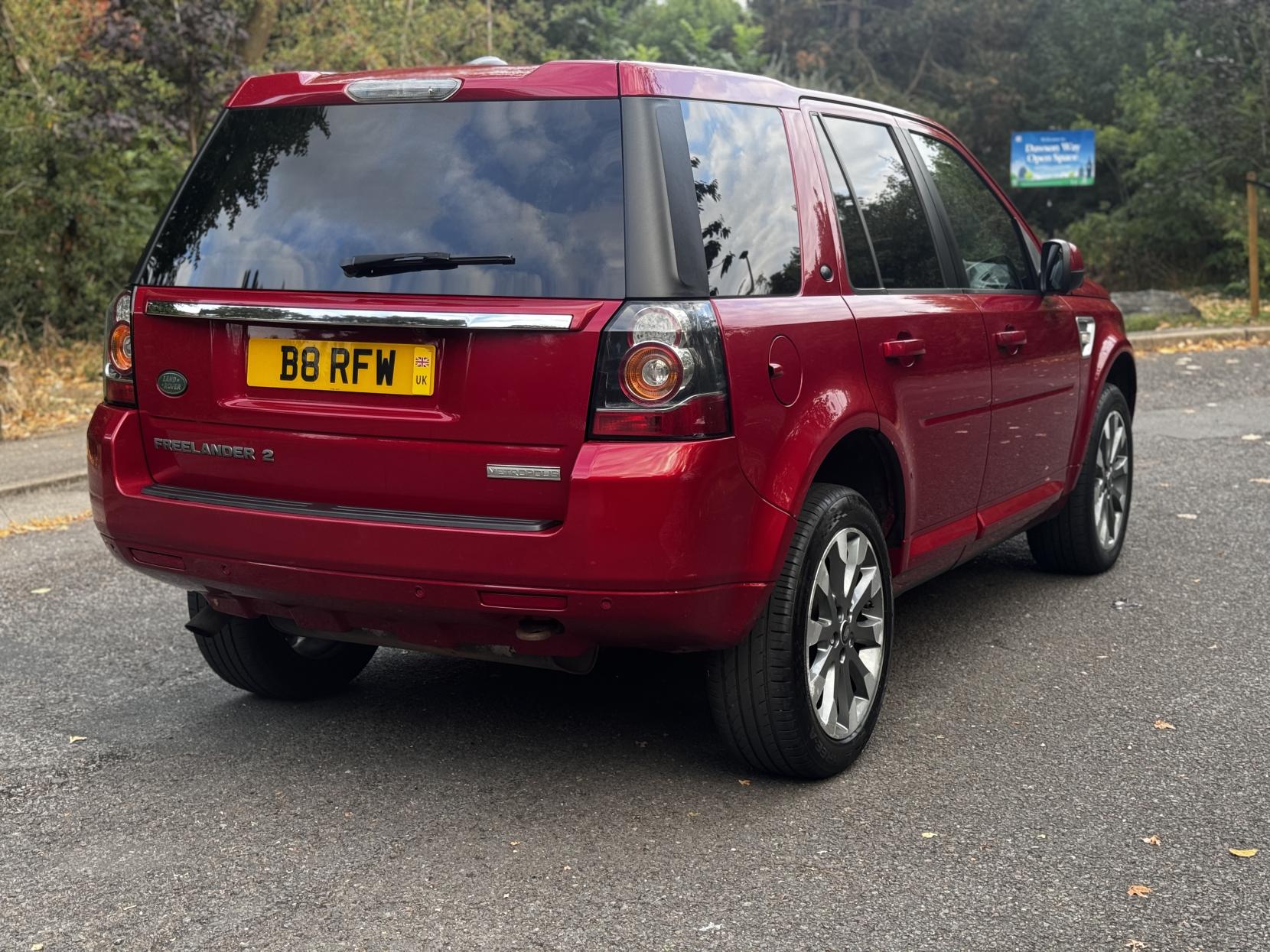Land Rover Freelander 2 2.2 SD4 Metropolis SUV 5dr Diesel CommandShift 4WD Euro 5 (190 ps)
