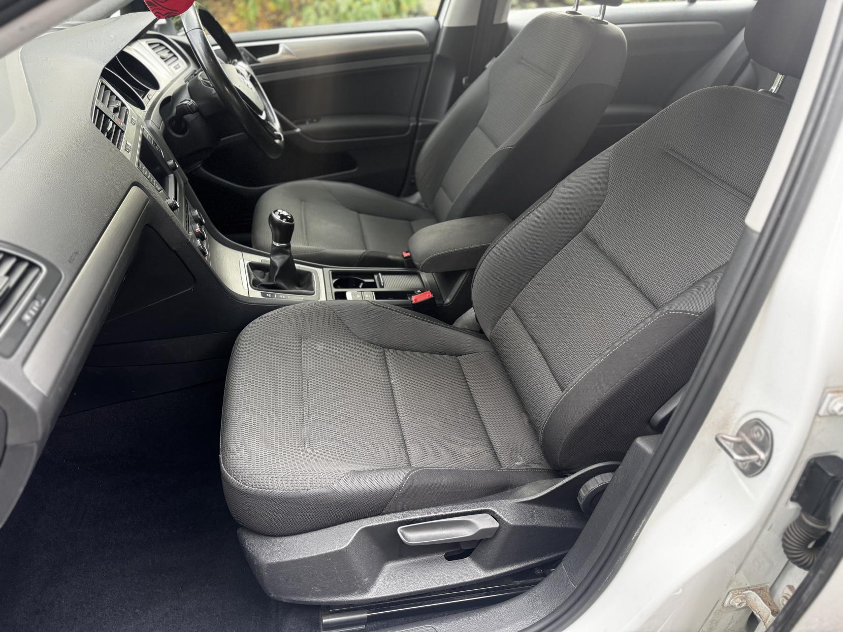 Volkswagen Golf 1.6 TDI BlueMotion Tech Match Hatchback 5dr Diesel Manual Euro 6 (s/s) (110 ps)