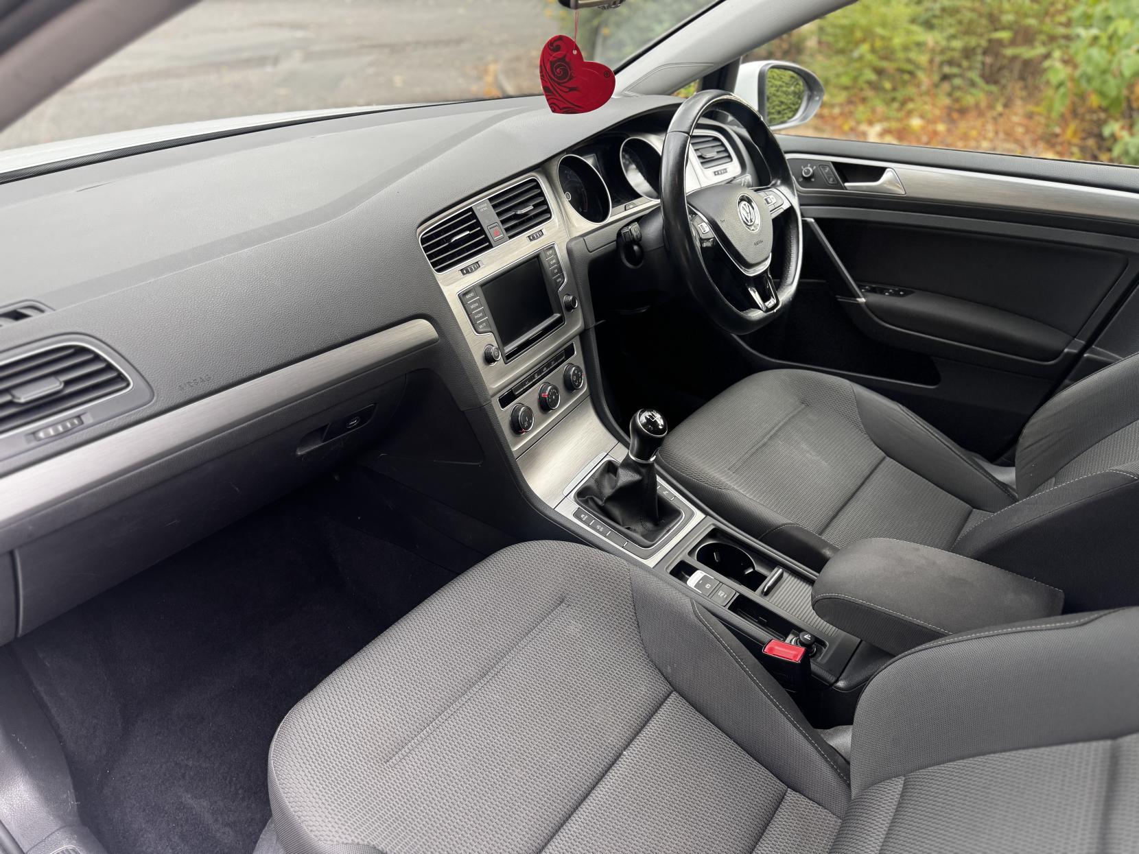 Volkswagen Golf 1.6 TDI BlueMotion Tech Match Hatchback 5dr Diesel Manual Euro 6 (s/s) (110 ps)