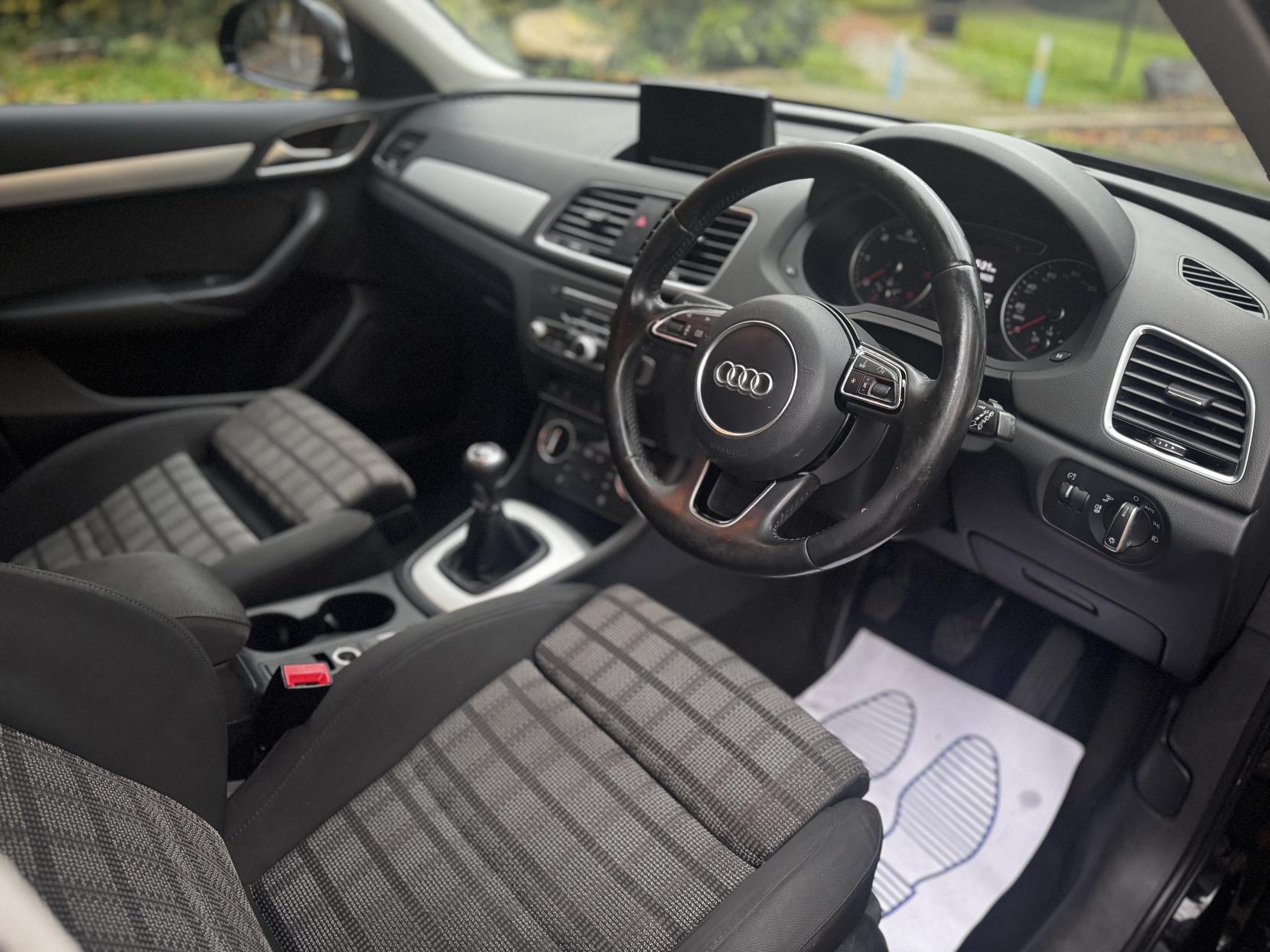 Audi Q3 2.0 TDI SE SUV 5dr Diesel Manual Euro 6 (s/s) (150 ps)