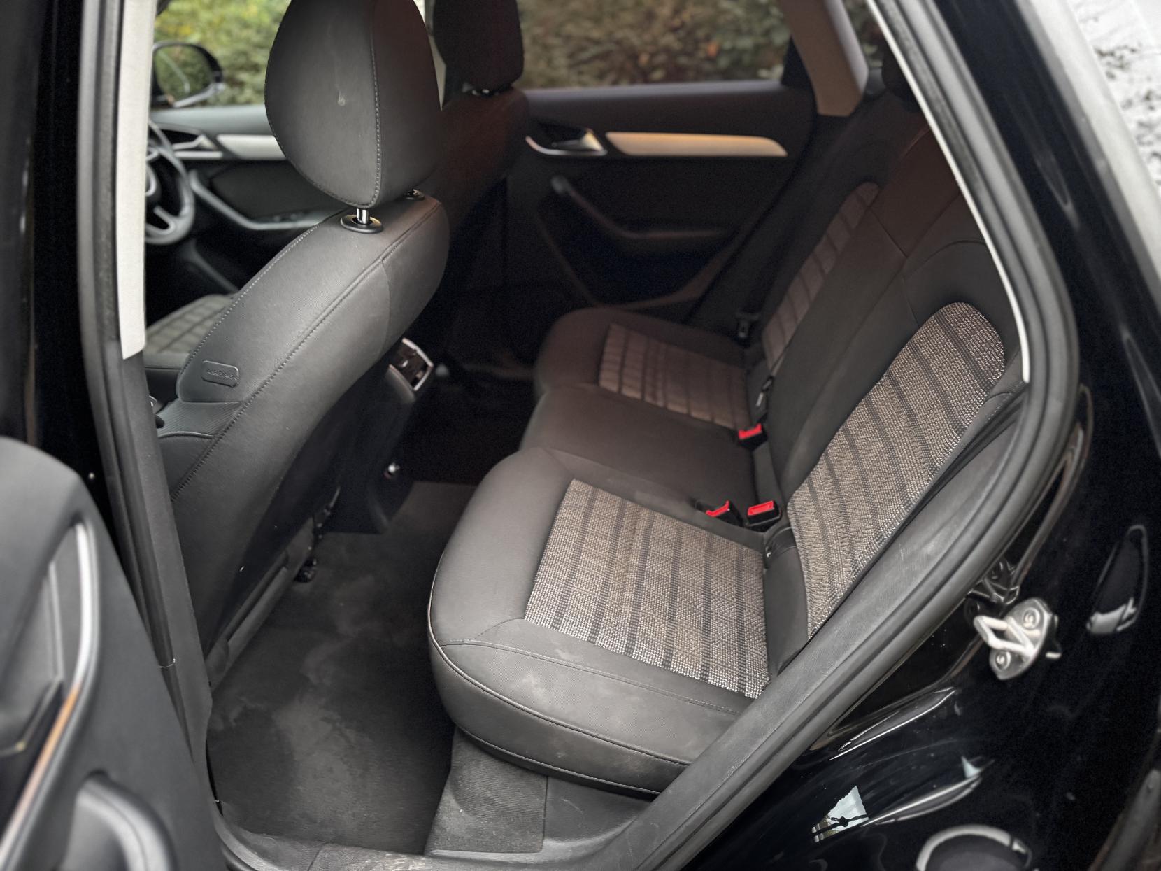 Audi Q3 2.0 TDI SE SUV 5dr Diesel Manual Euro 6 (s/s) (150 ps)