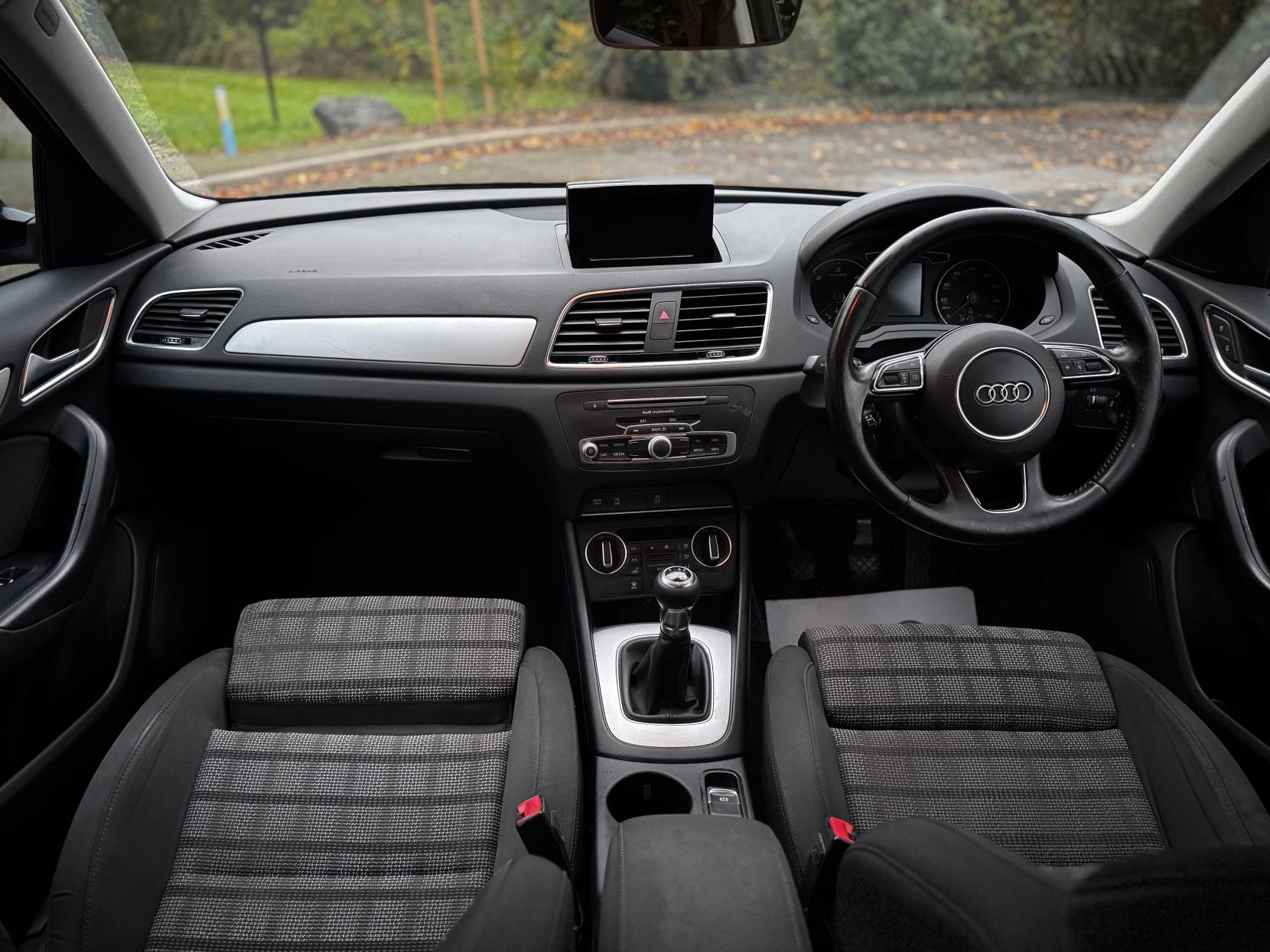 Audi Q3 2.0 TDI SE SUV 5dr Diesel Manual Euro 6 (s/s) (150 ps)