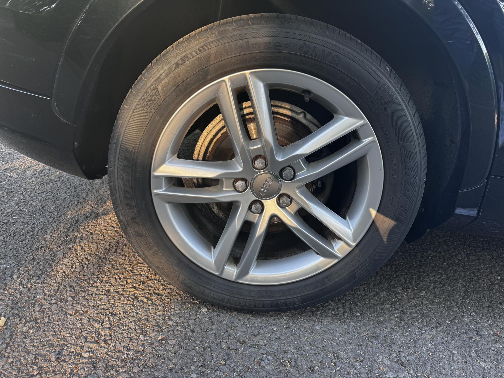 Audi Q3 2.0 TDI S line SUV 5dr Diesel Manual Euro 5 (s/s) (140 ps)