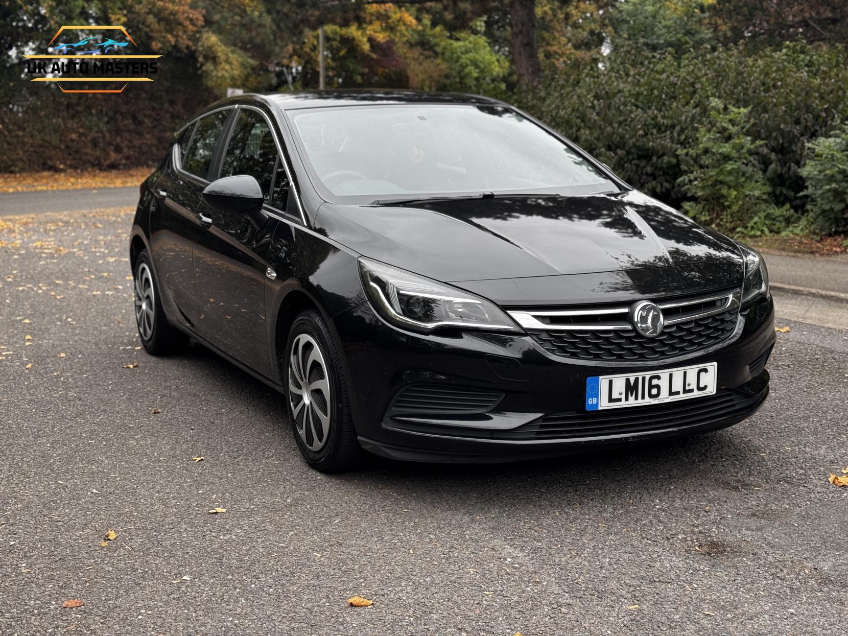 Vauxhall Astra 1.4i Design Hatchback 5dr Petrol Manual Euro 6 (100 ps)