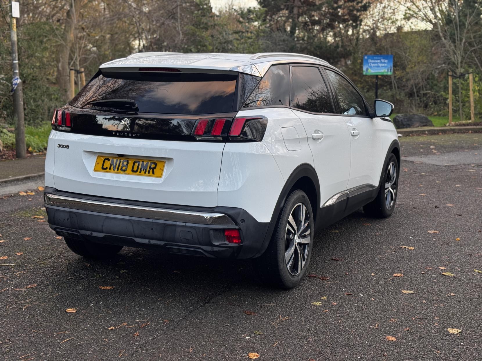 Peugeot 3008 1.2 PureTech Allure SUV 5dr Petrol EAT Euro 6 (s/s) (130 ps)