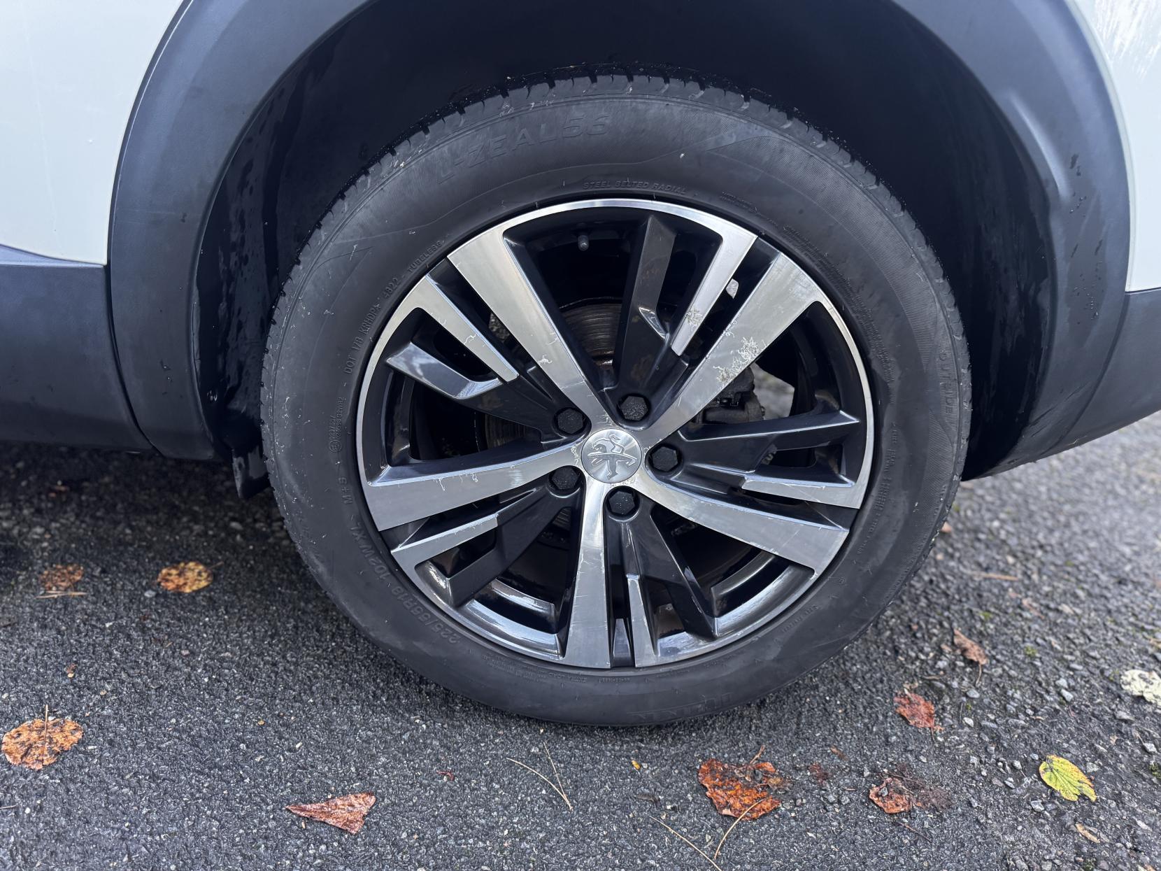 Peugeot 3008 1.2 PureTech Allure SUV 5dr Petrol EAT Euro 6 (s/s) (130 ps)