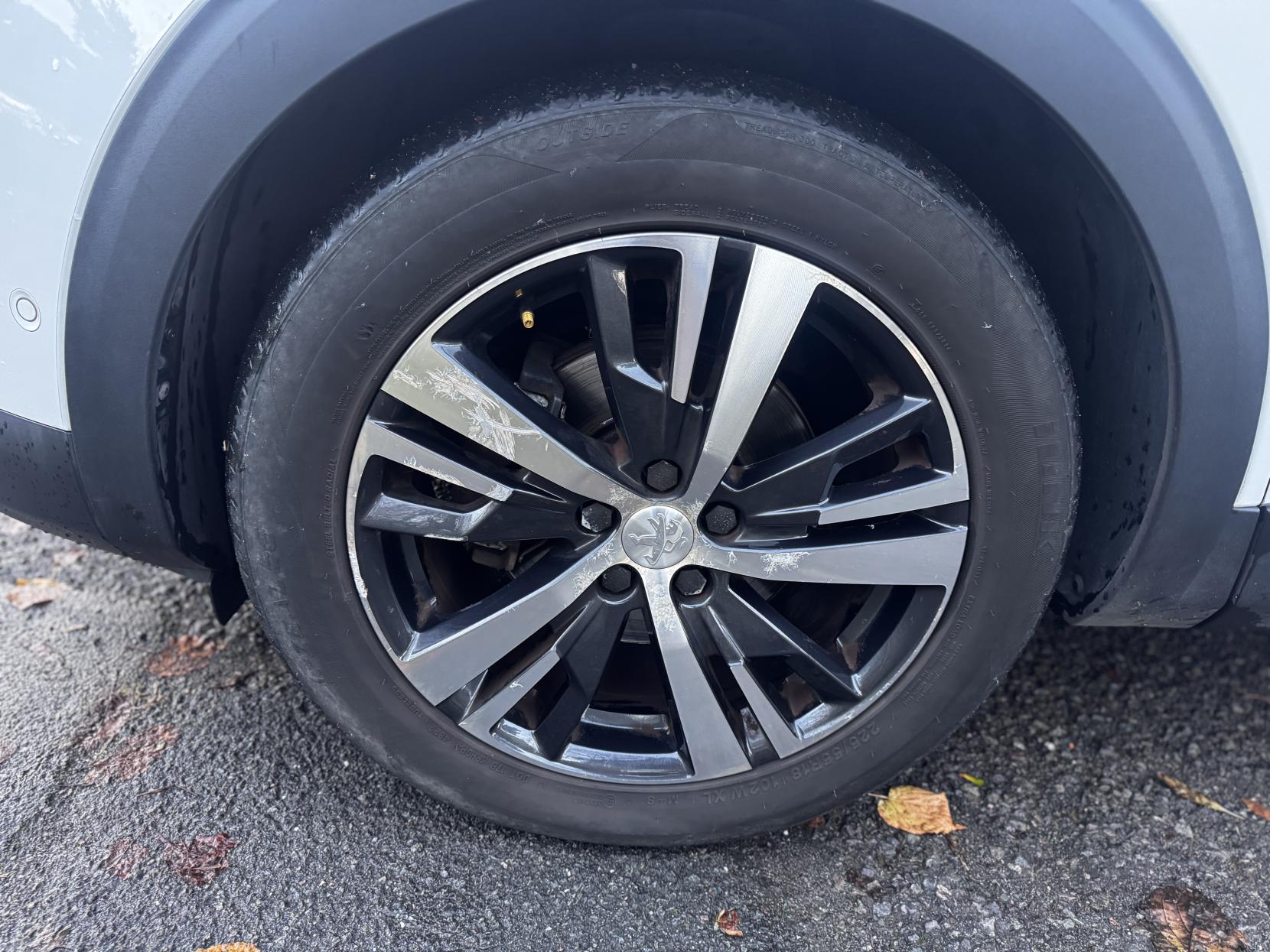 Peugeot 3008 1.2 PureTech Allure SUV 5dr Petrol EAT Euro 6 (s/s) (130 ps)