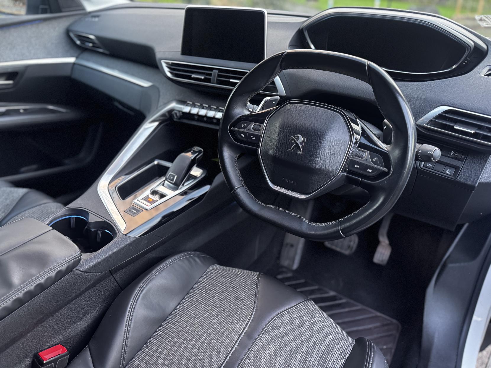 Peugeot 3008 1.2 PureTech Allure SUV 5dr Petrol EAT Euro 6 (s/s) (130 ps)