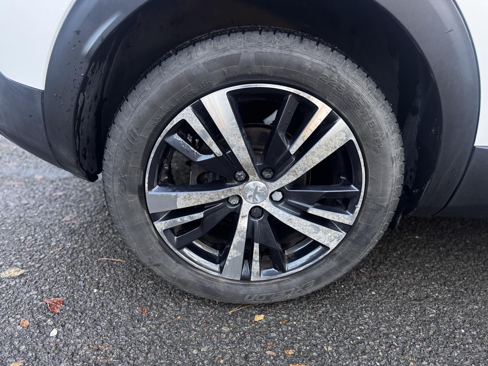 Peugeot 3008 1.2 PureTech Allure SUV 5dr Petrol EAT Euro 6 (s/s) (130 ps)