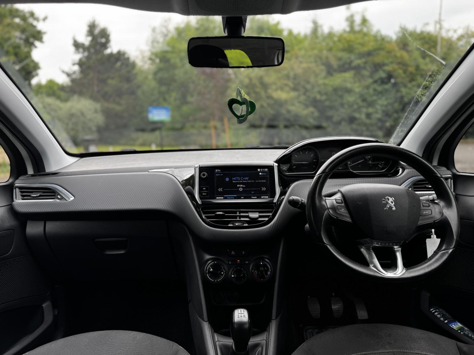 Peugeot 208 1.2 PureTech Active Hatchback 5dr Petrol Manual Euro 6 (82 ps)