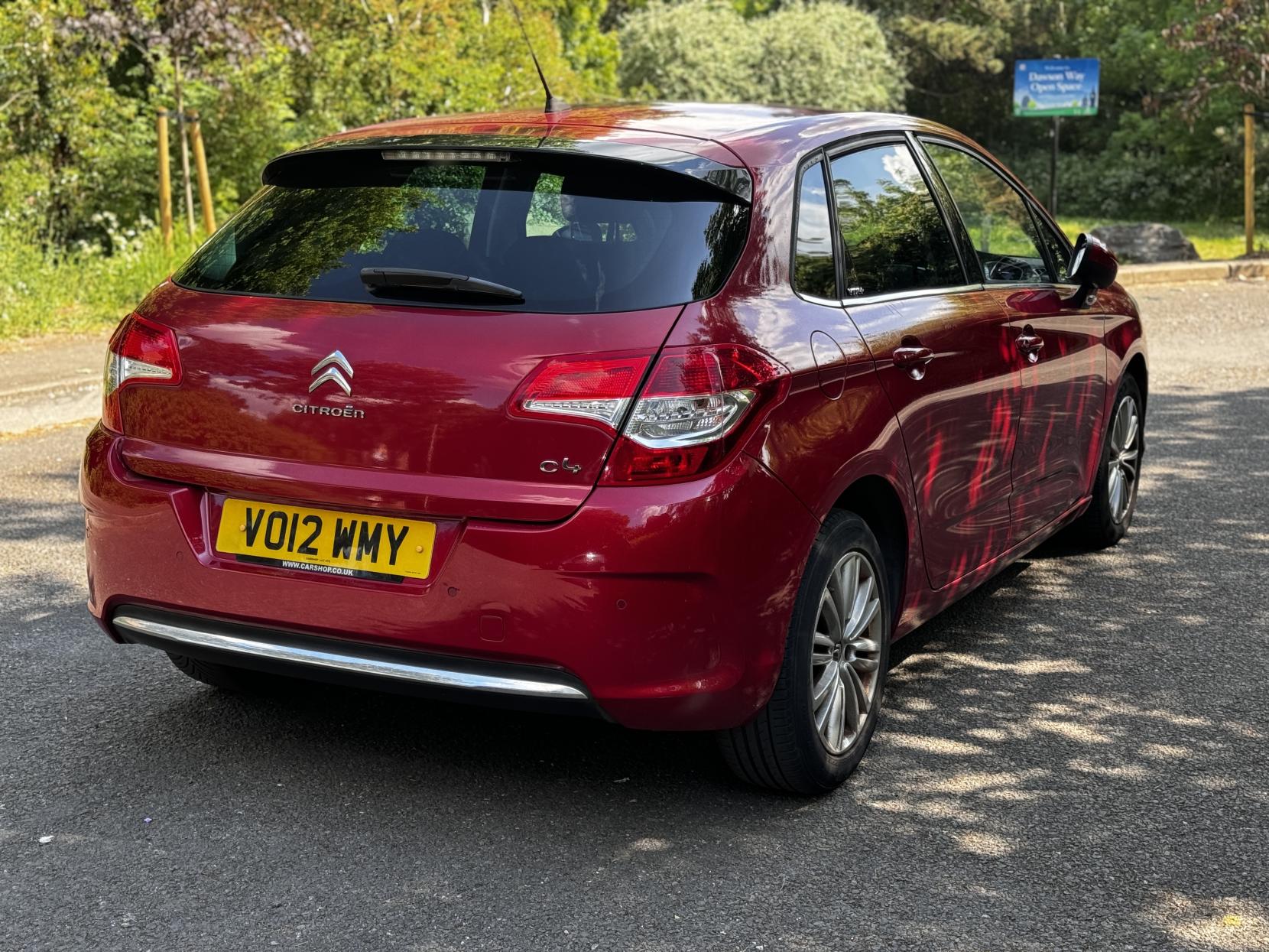 Citroen C4 1.6 HDi 16V VTR+ Hatchback 5dr Diesel Manual Euro 5 (90 ps)