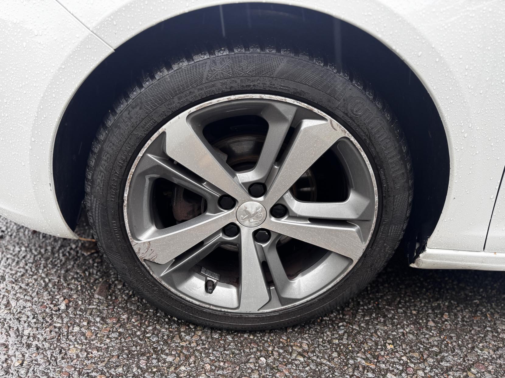 Peugeot 308 1.2 PureTech Allure Hatchback 5dr Petrol Manual Euro 6 (s/s) (130 ps)