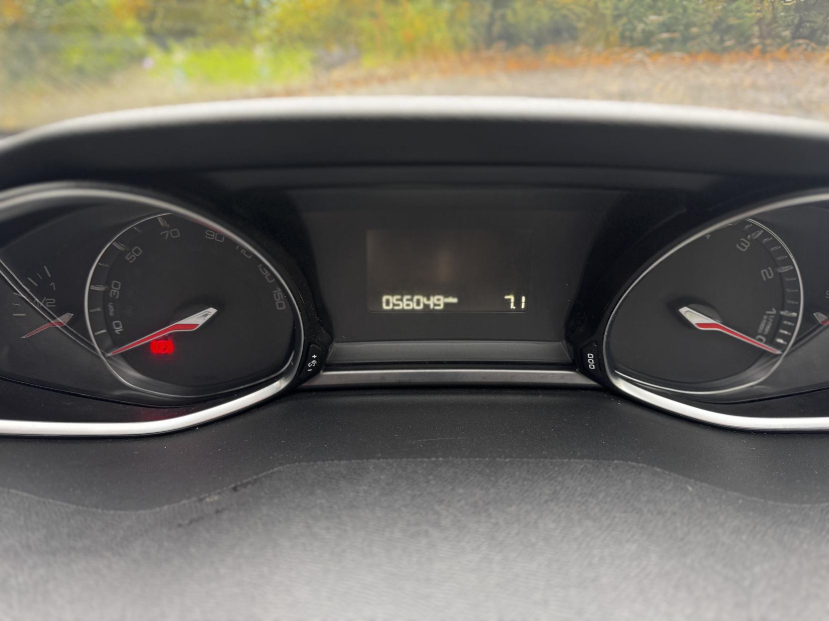 Peugeot 308 1.2 PureTech Allure Hatchback 5dr Petrol Manual Euro 6 (s/s) (130 ps)