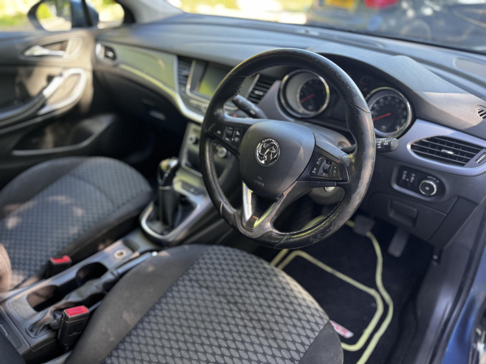 Vauxhall Astra 1.4i Turbo Energy Hatchback 5dr Petrol Manual Euro 6 (125 ps)