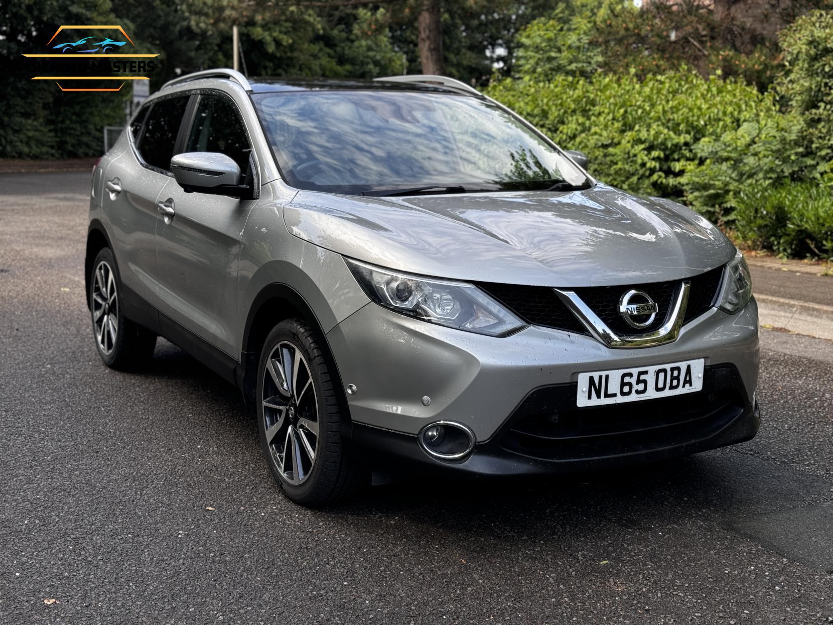 Nissan Qashqai 1.6 DIG-T Tekna SUV 5dr Petrol Manual 2WD Euro 6 (s/s) (163 ps)
