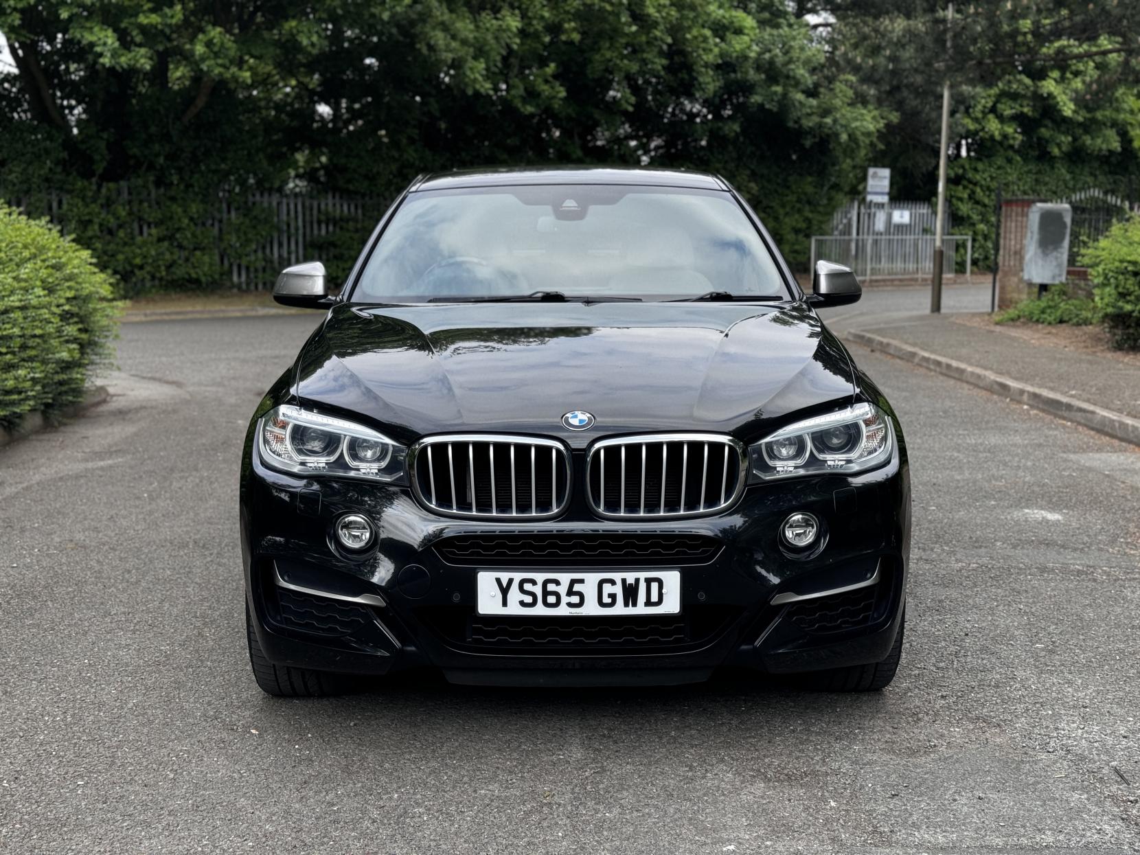 BMW X6 3.0 M50d SUV 5dr Diesel Auto xDrive Euro 6 (s/s) (381 ps)