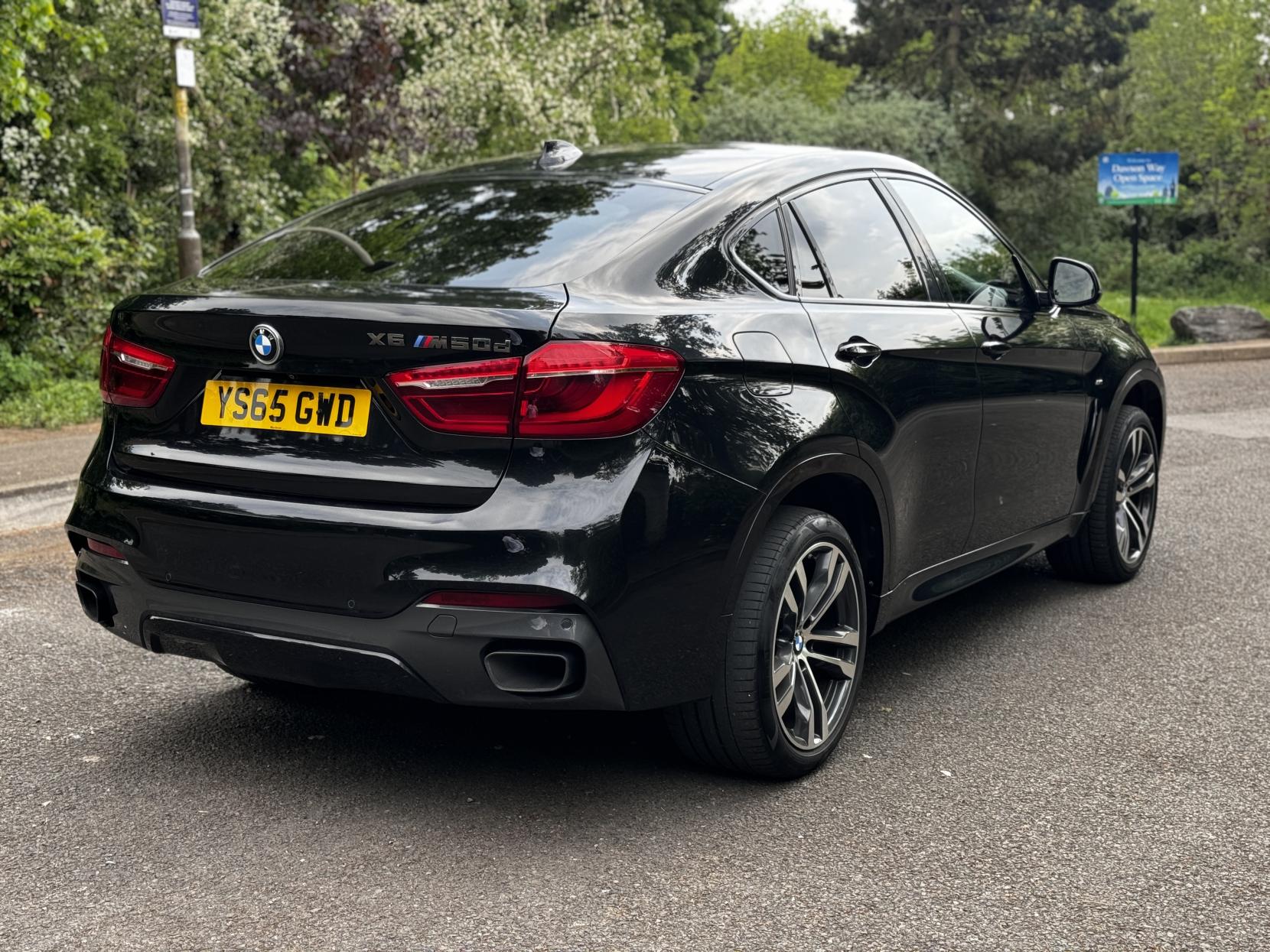 BMW X6 3.0 M50d SUV 5dr Diesel Auto xDrive Euro 6 (s/s) (381 ps)