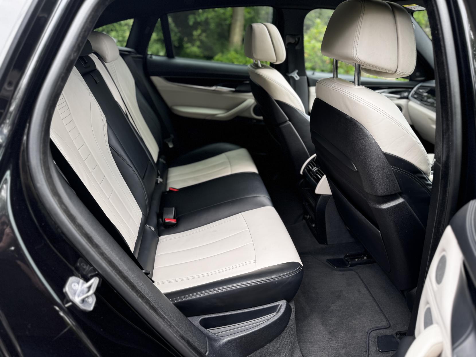 BMW X6 3.0 M50d SUV 5dr Diesel Auto xDrive Euro 6 (s/s) (381 ps)