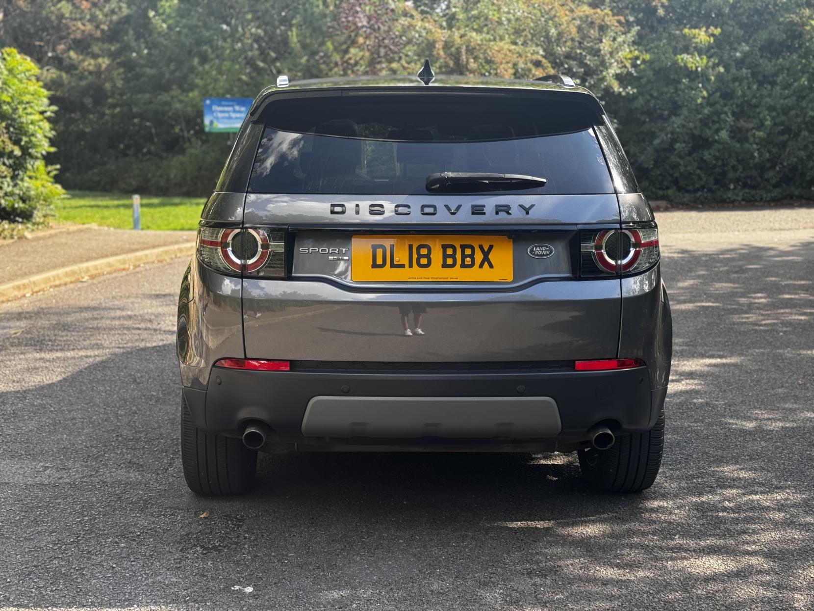 Land Rover Discovery Sport 2.0 TD4 HSE Black SUV 5dr Diesel Auto 4WD Euro 6 (s/s) (180 ps)