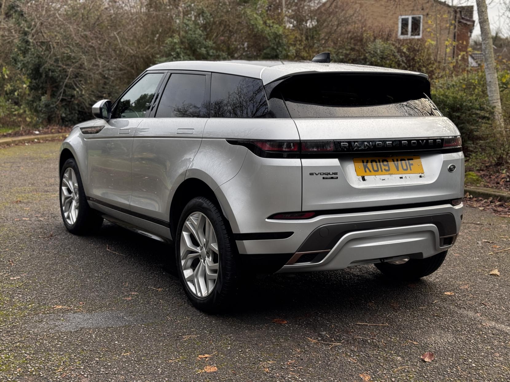 Land Rover Range Rover Evoque 2.0 D180 R-Dynamic SE SUV 5dr Diesel Auto 4WD Euro 6 (s/s) (180 ps)