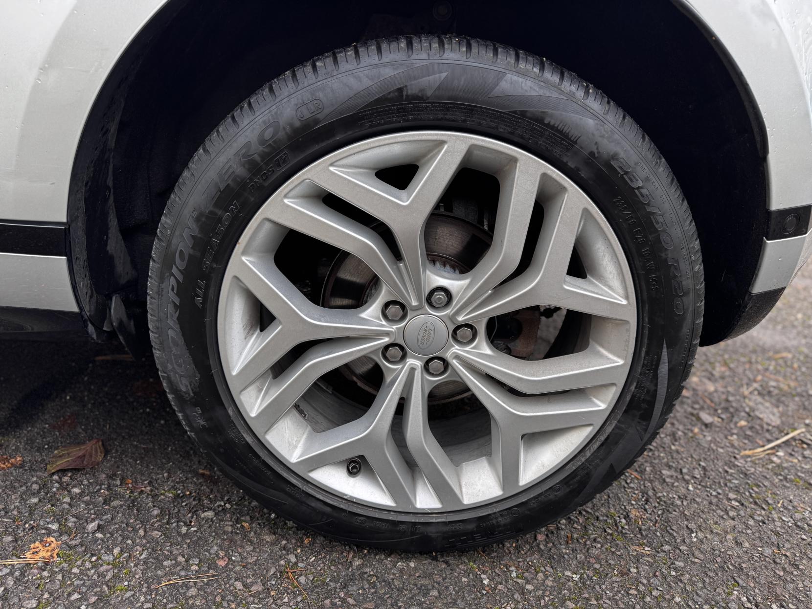 Land Rover Range Rover Evoque 2.0 D180 R-Dynamic SE SUV 5dr Diesel Auto 4WD Euro 6 (s/s) (180 ps)