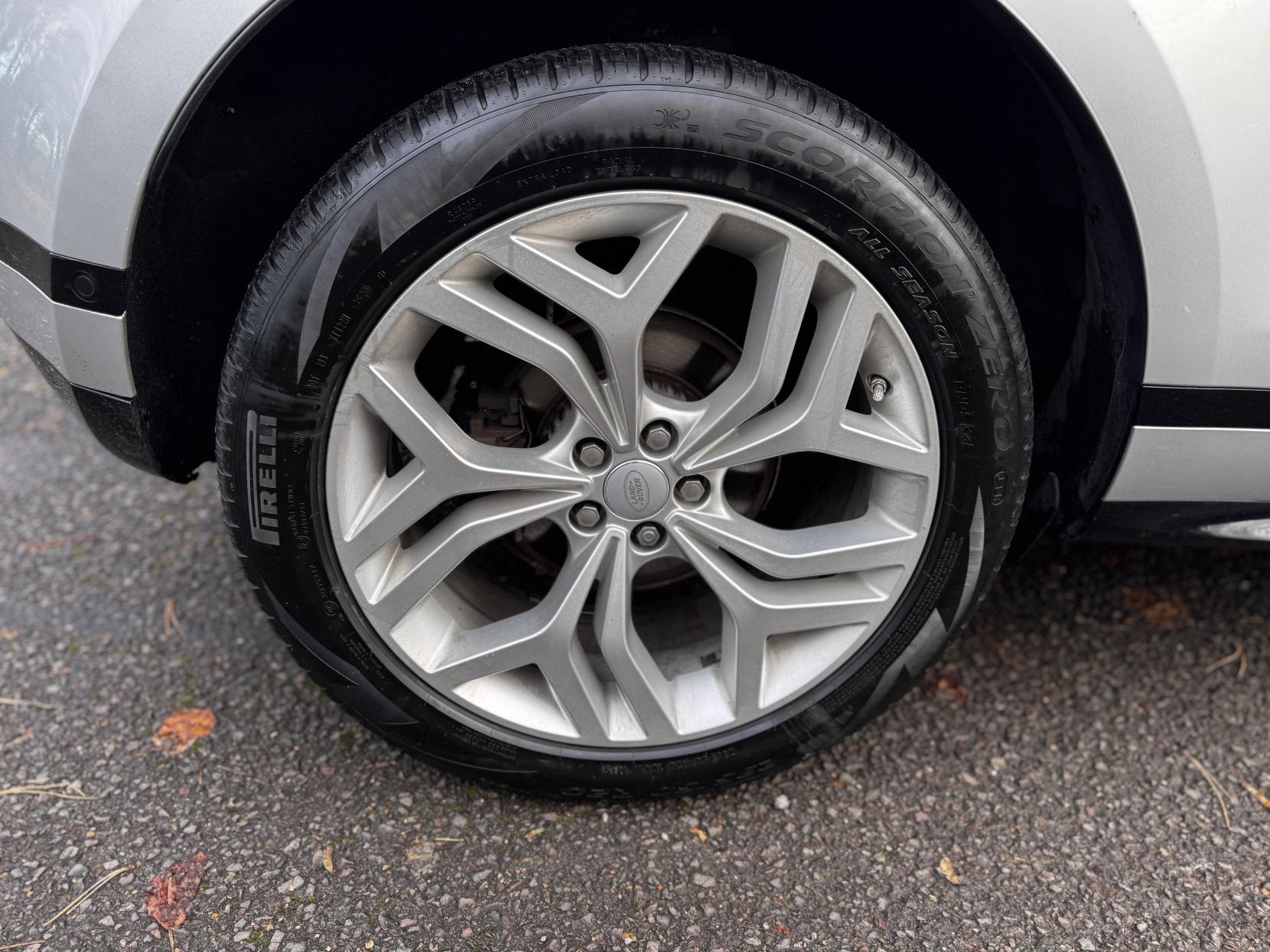 Land Rover Range Rover Evoque 2.0 D180 R-Dynamic SE SUV 5dr Diesel Auto 4WD Euro 6 (s/s) (180 ps)