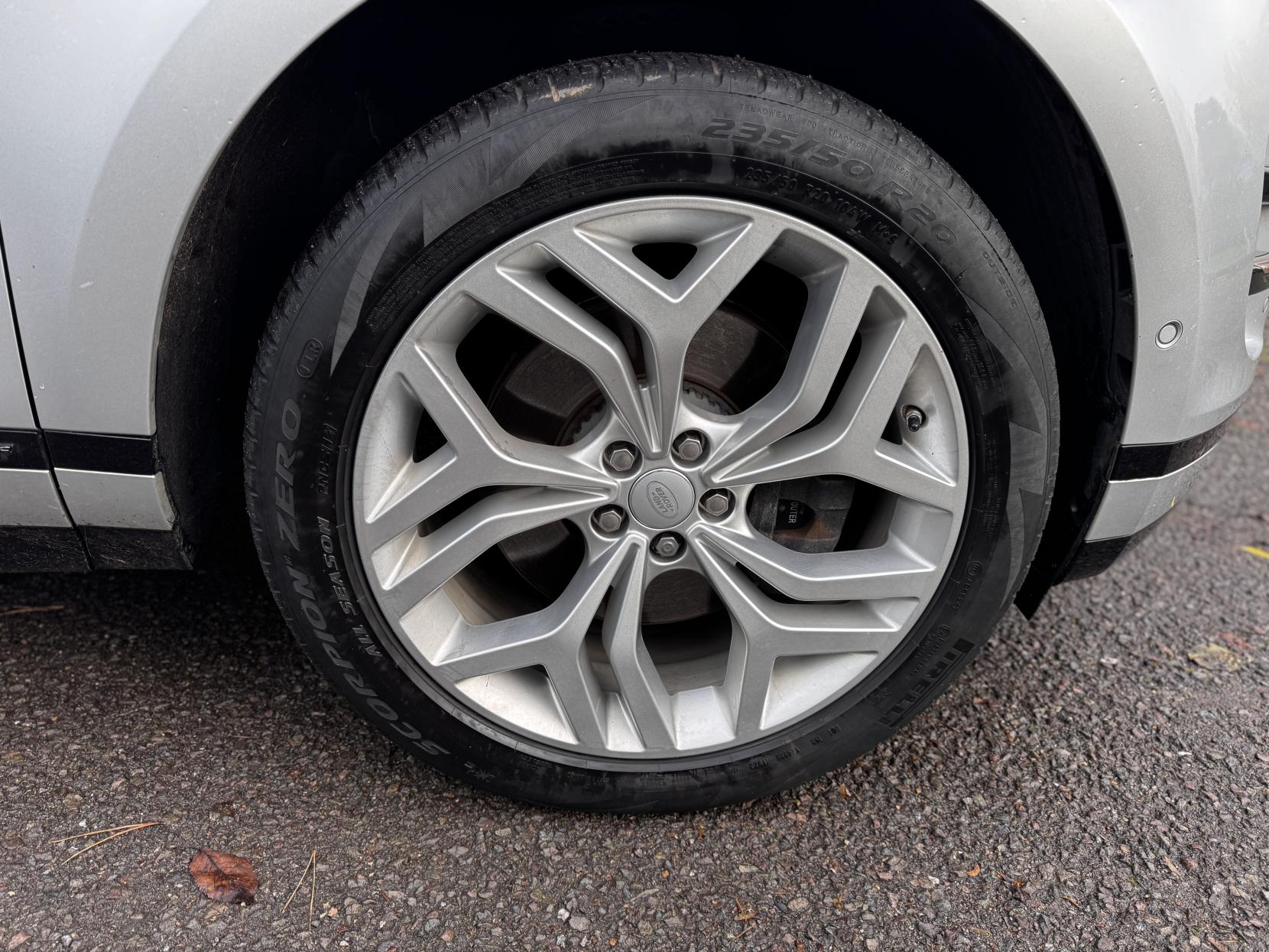 Land Rover Range Rover Evoque 2.0 D180 R-Dynamic SE SUV 5dr Diesel Auto 4WD Euro 6 (s/s) (180 ps)