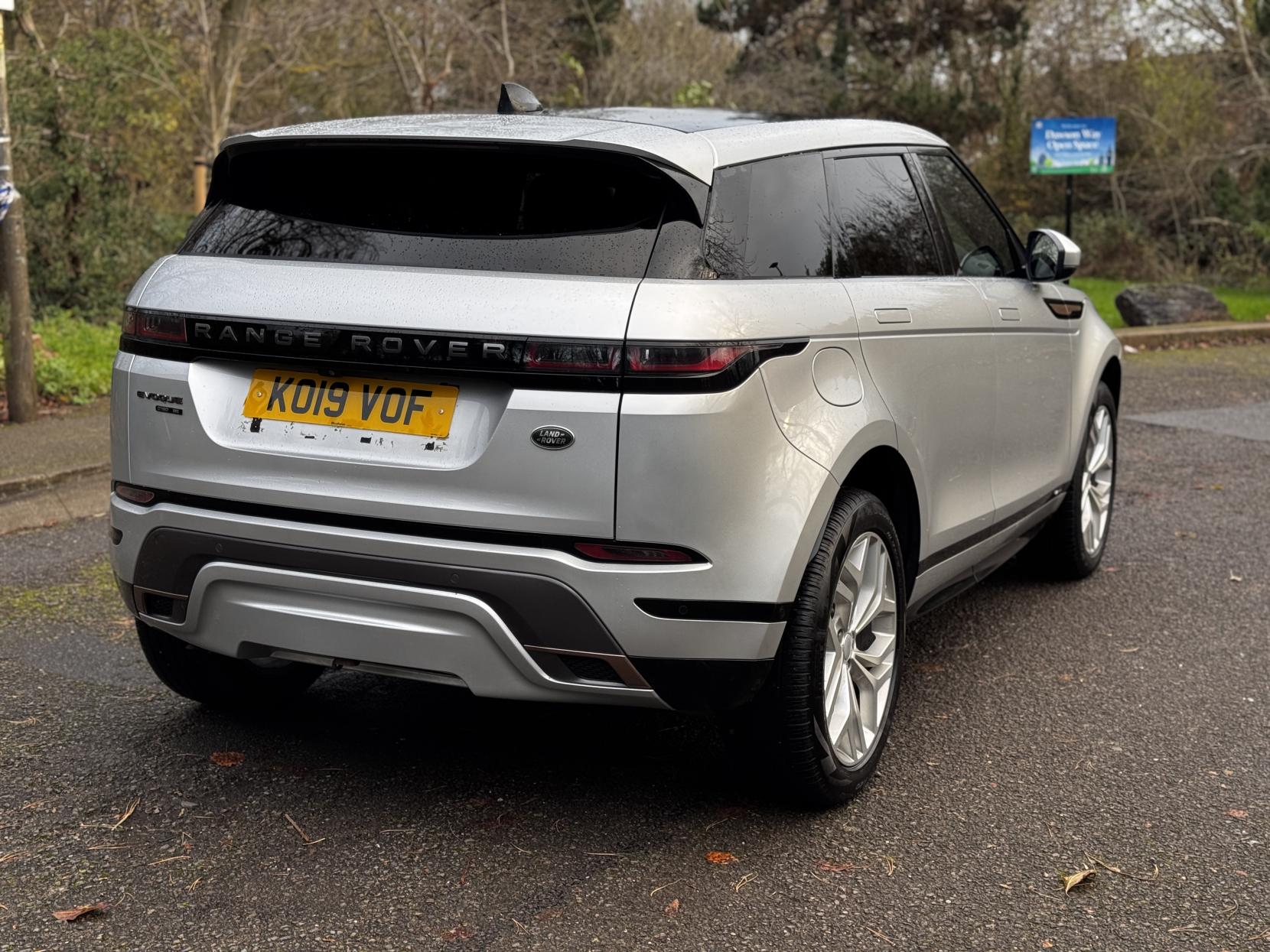Land Rover Range Rover Evoque 2.0 D180 R-Dynamic SE SUV 5dr Diesel Auto 4WD Euro 6 (s/s) (180 ps)