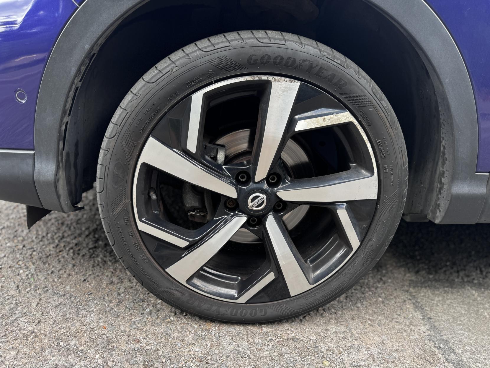 Nissan Qashqai 1.5 dCi Tekna SUV 5dr Diesel Manual Euro 6 (s/s) (110 ps)
