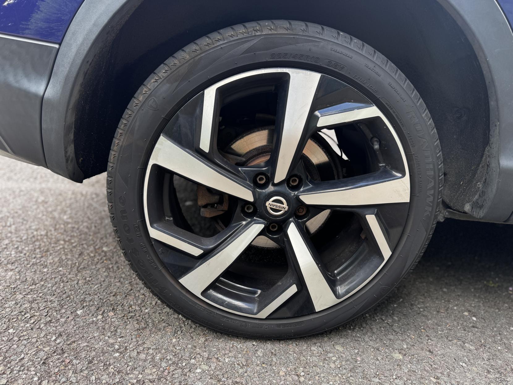 Nissan Qashqai 1.5 dCi Tekna SUV 5dr Diesel Manual Euro 6 (s/s) (110 ps)