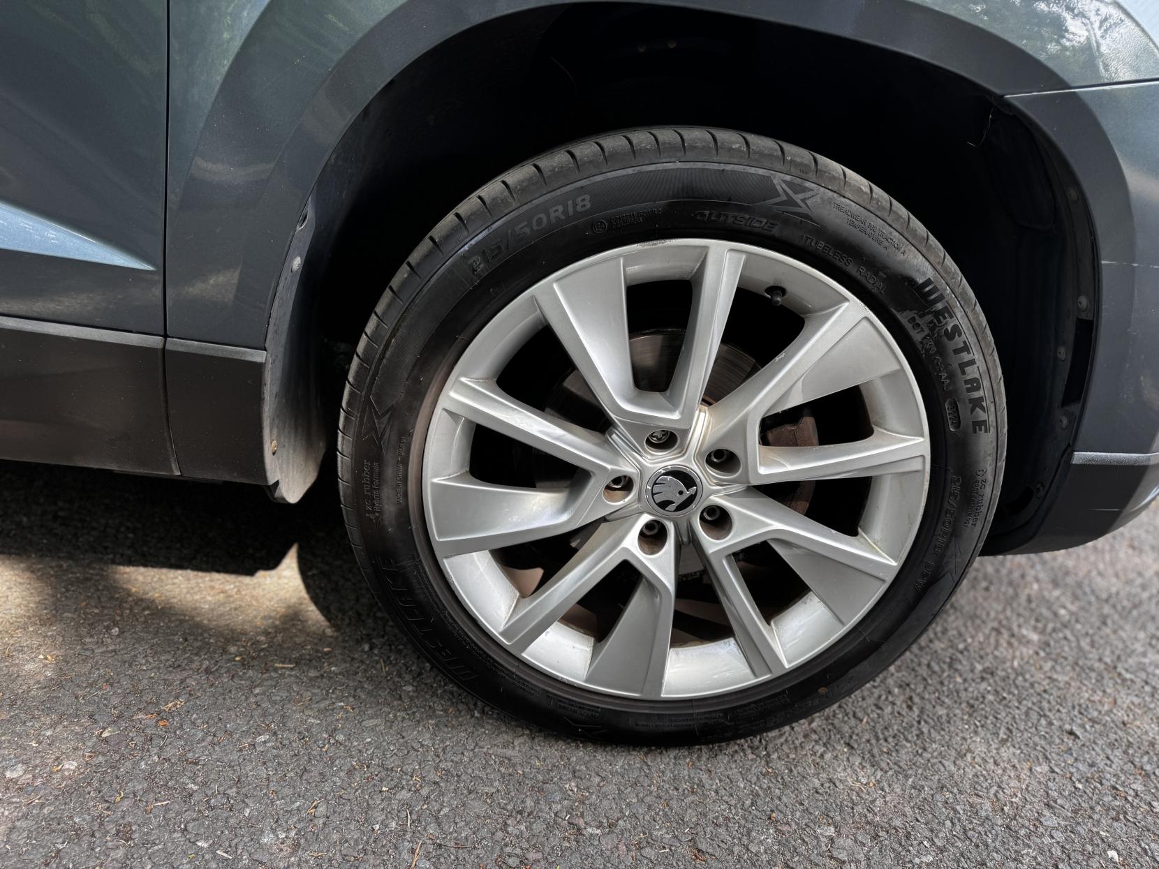 Skoda Karoq 1.6 TDI SE L SUV 5dr Diesel DSG Euro 6 (s/s) (115 ps)