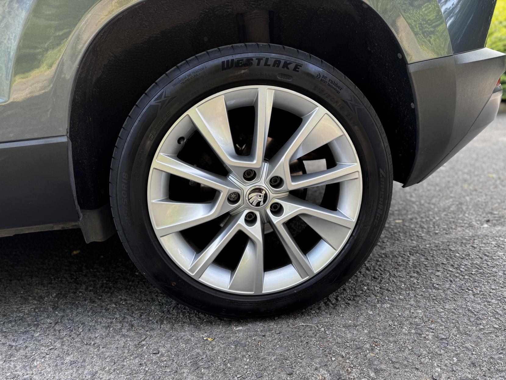 Skoda Karoq 1.6 TDI SE L SUV 5dr Diesel DSG Euro 6 (s/s) (115 ps)