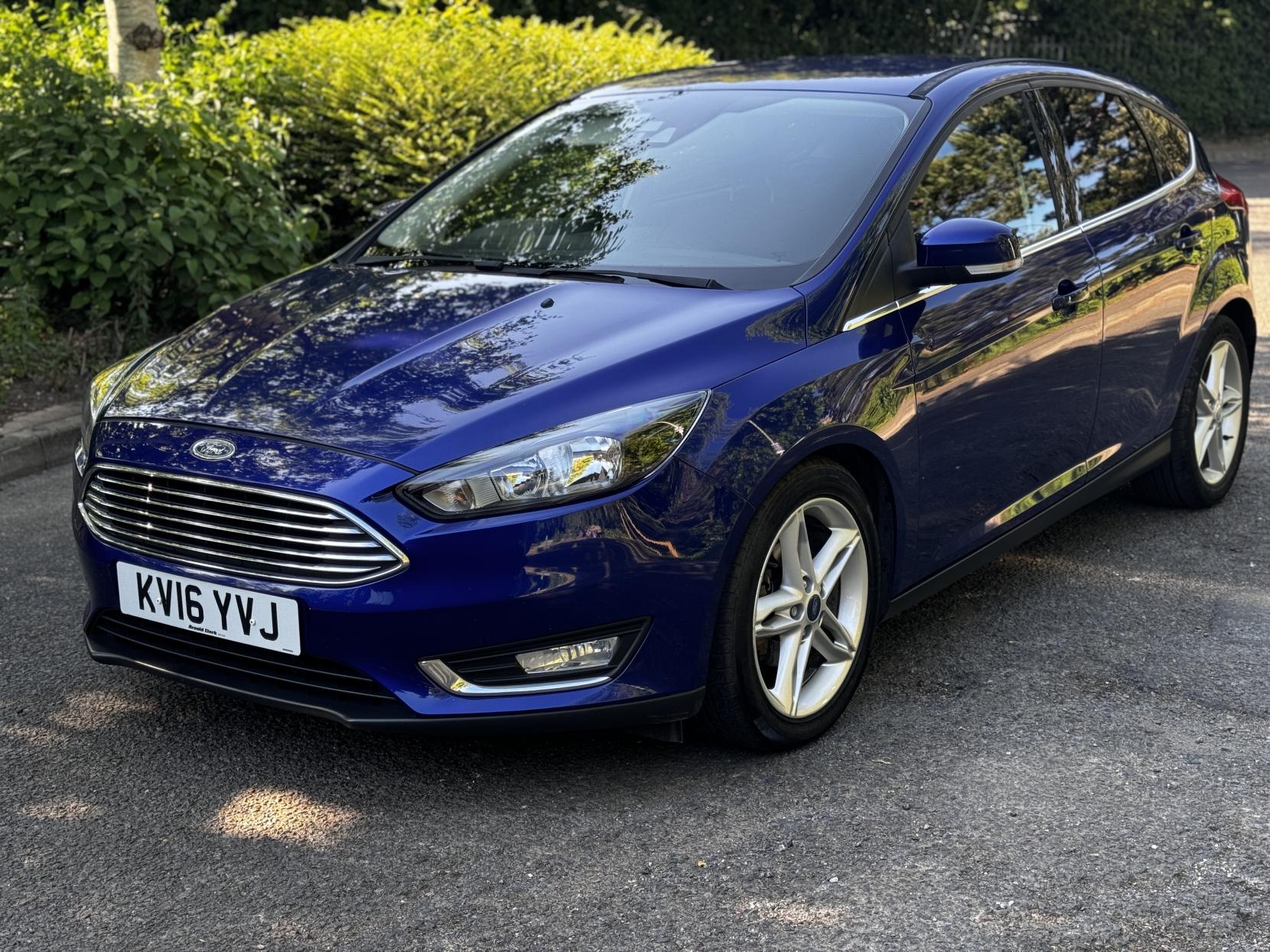 Ford Focus 1.0T EcoBoost Titanium Hatchback 5dr Petrol Manual Euro 6 (s/s) (125 ps)