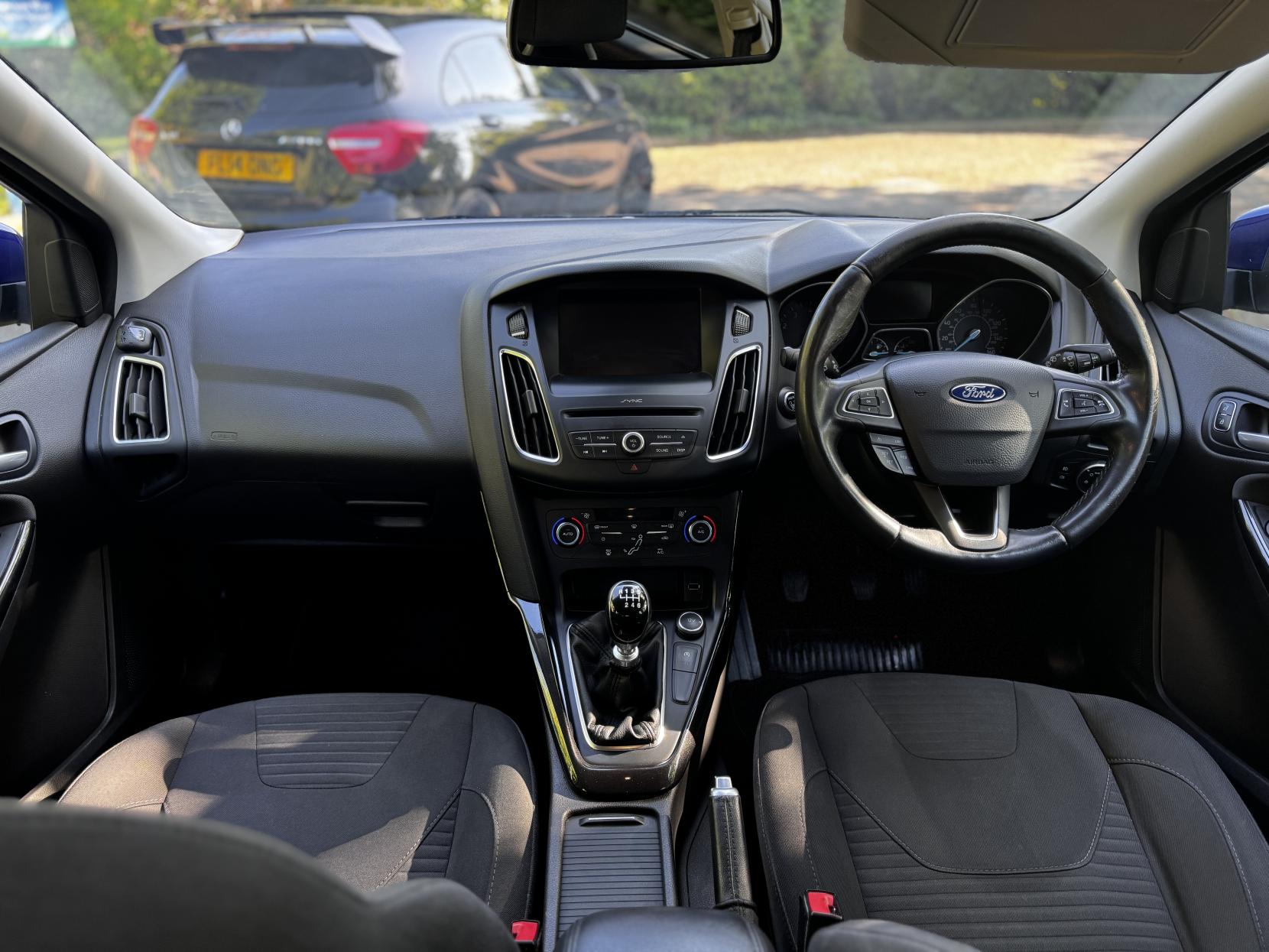 Ford Focus 1.0T EcoBoost Titanium Hatchback 5dr Petrol Manual Euro 6 (s/s) (125 ps)