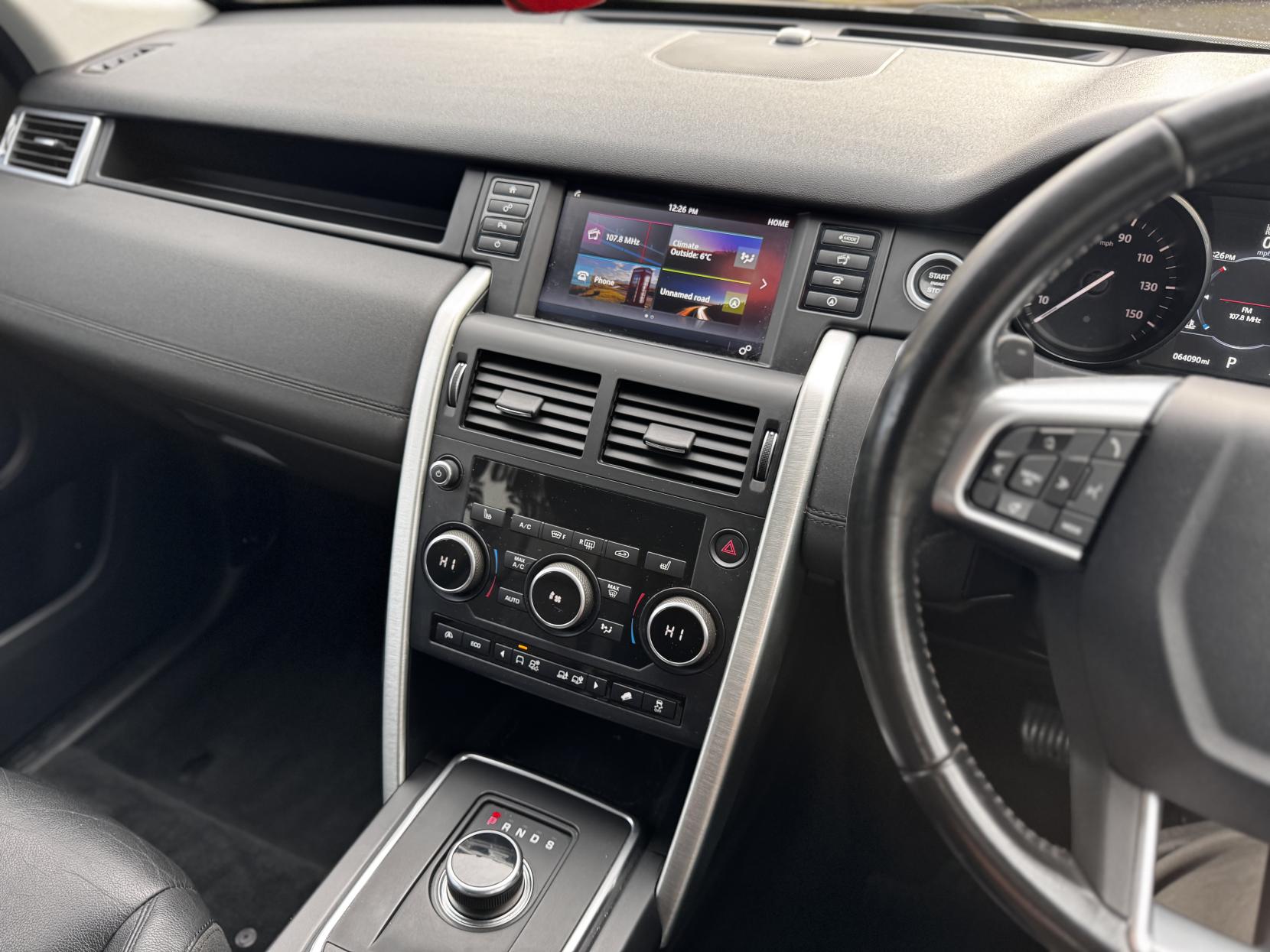 Land Rover Discovery Sport 2.0 TD4 SE Tech SUV 5dr Diesel Auto 4WD Euro 6 (s/s) (180 ps)