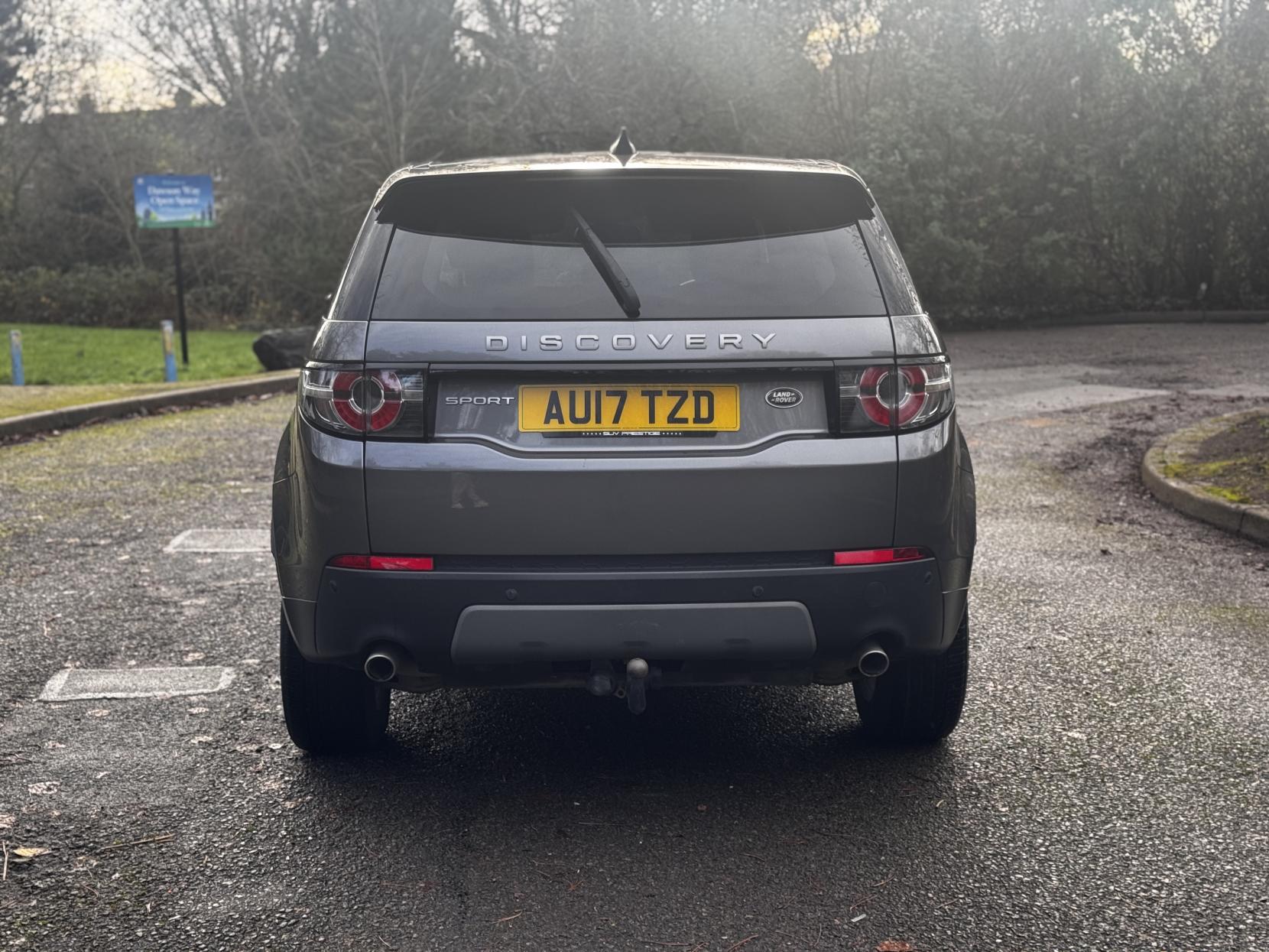 Land Rover Discovery Sport 2.0 TD4 SE Tech SUV 5dr Diesel Auto 4WD Euro 6 (s/s) (180 ps)