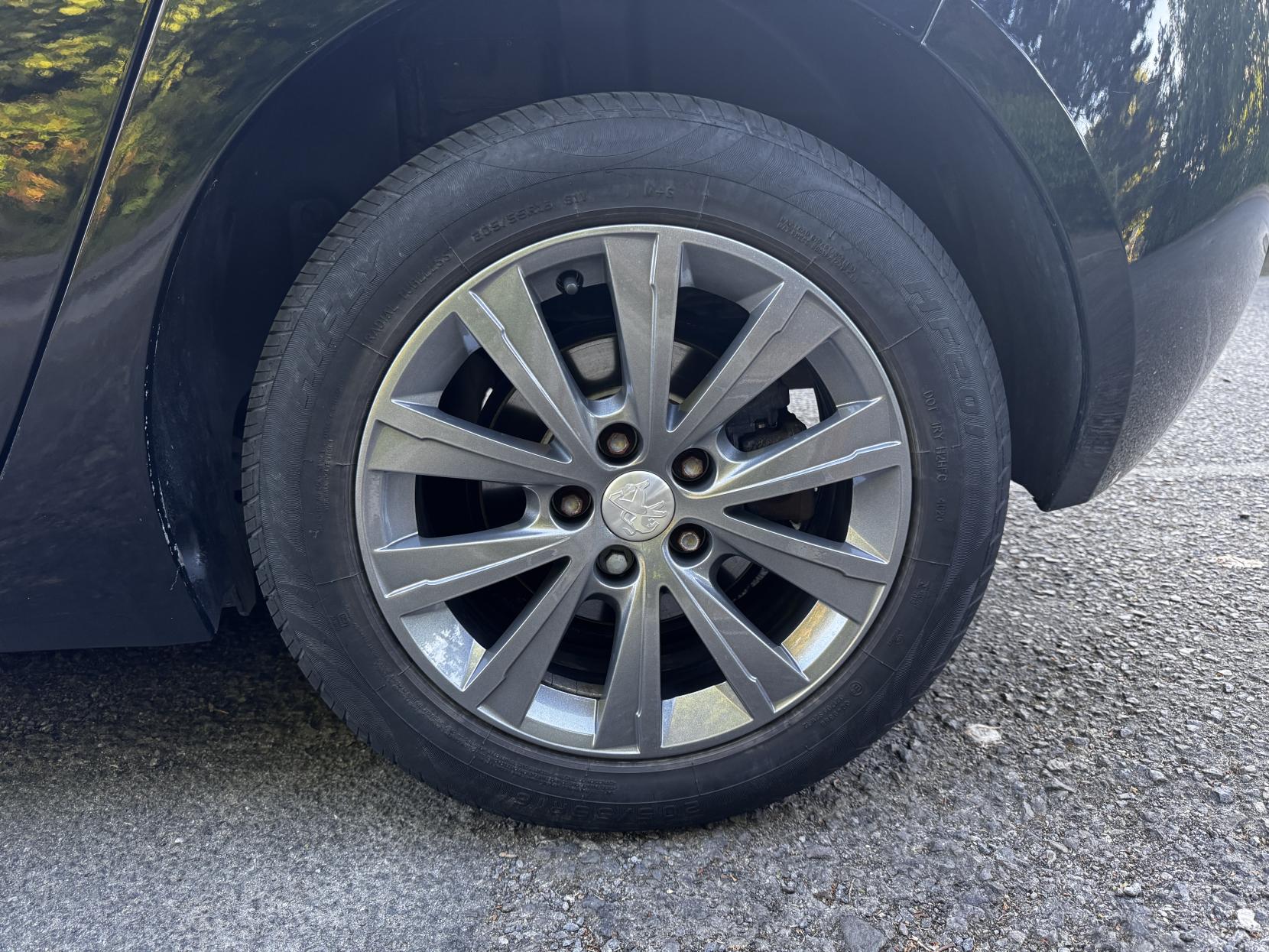Peugeot 308 1.6 BlueHDi Allure Hatchback 5dr Diesel EAT Euro 6 (s/s) (120 ps)
