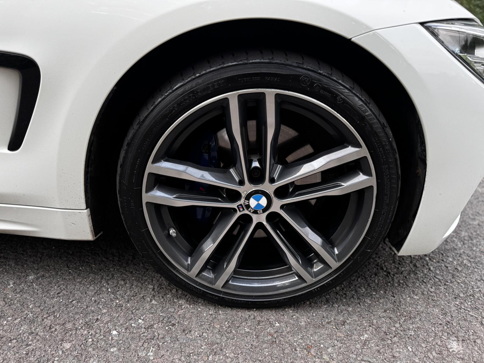 BMW 4 Series 2.0 420i M Sport Coupe 2dr Petrol Auto xDrive Euro 6 (s/s) (184 ps)