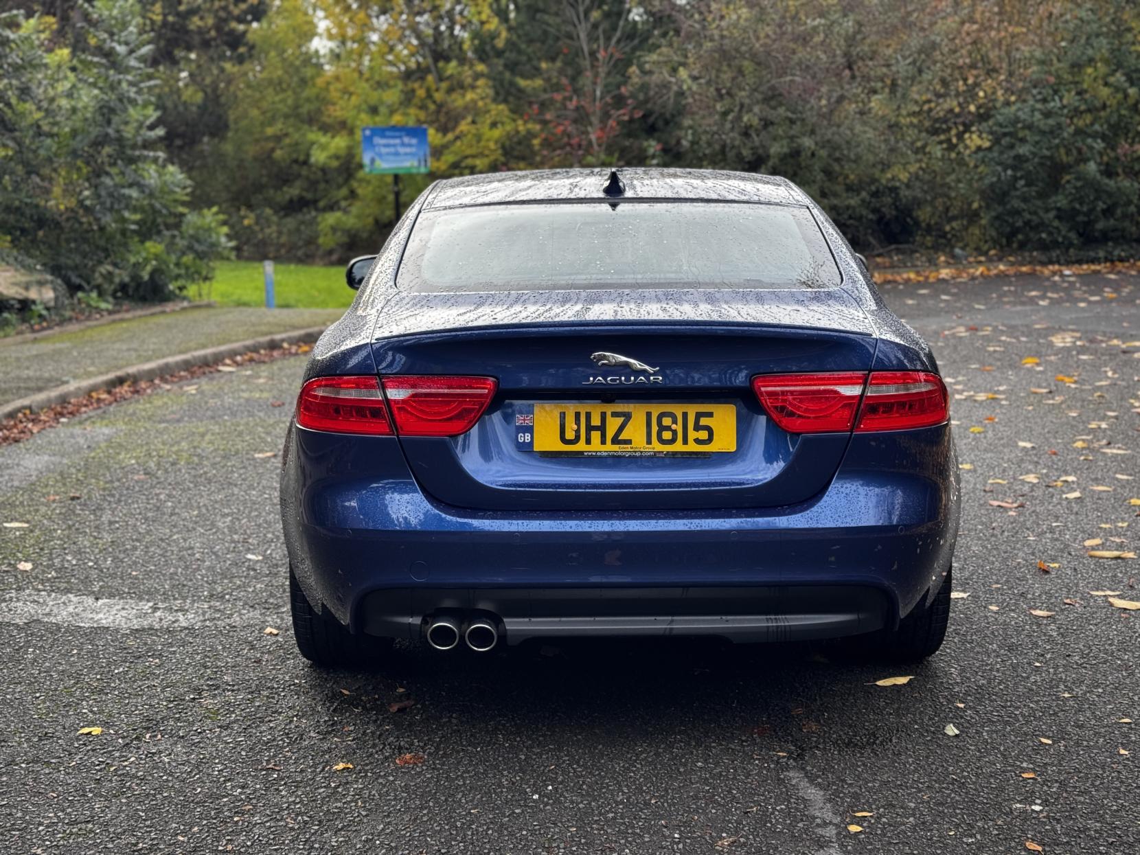 Jaguar XE 2.0d R-Sport Saloon 4dr Diesel Auto Euro 6 (s/s) (180 ps)