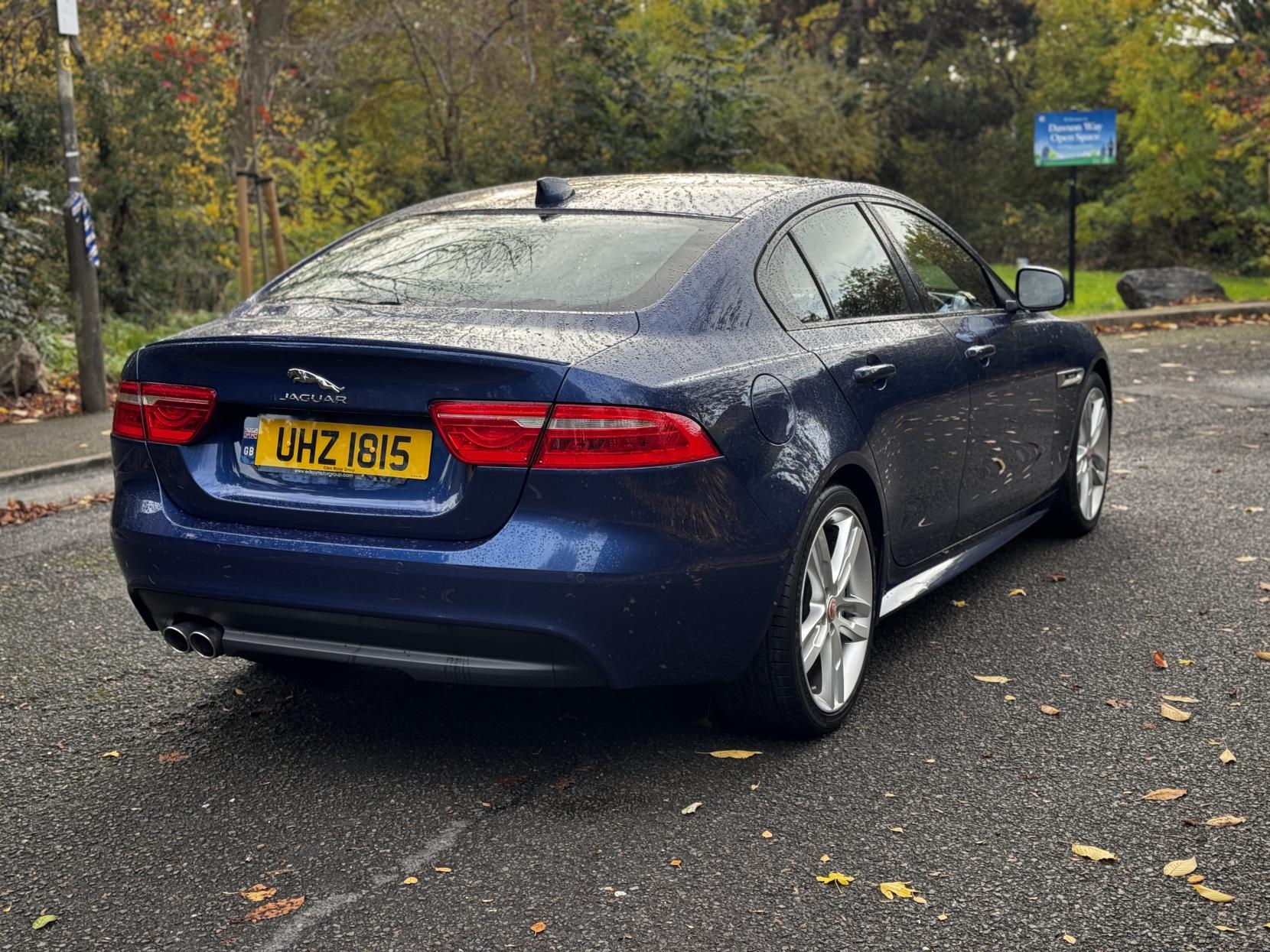Jaguar XE 2.0d R-Sport Saloon 4dr Diesel Auto Euro 6 (s/s) (180 ps)