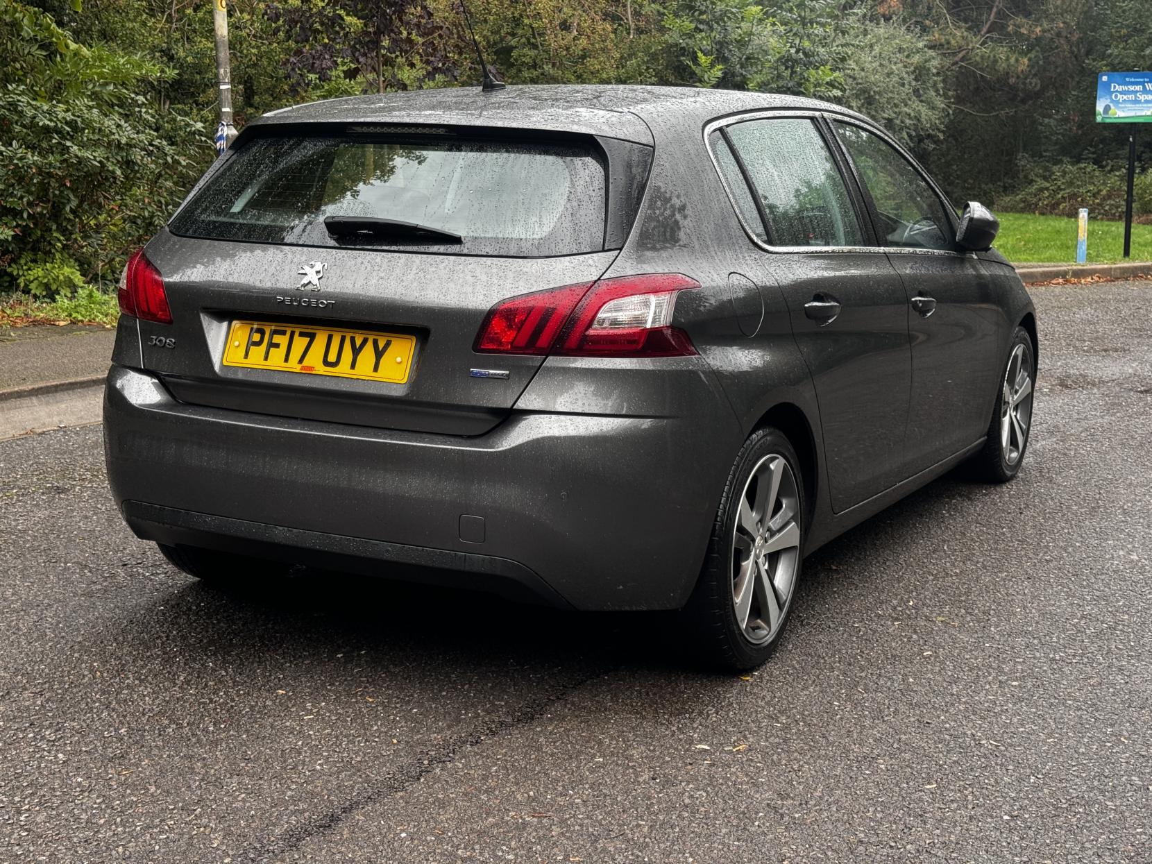 Peugeot 308 1.2 PureTech Allure Hatchback 5dr Petrol Manual Euro 6 (s/s) (110 ps)