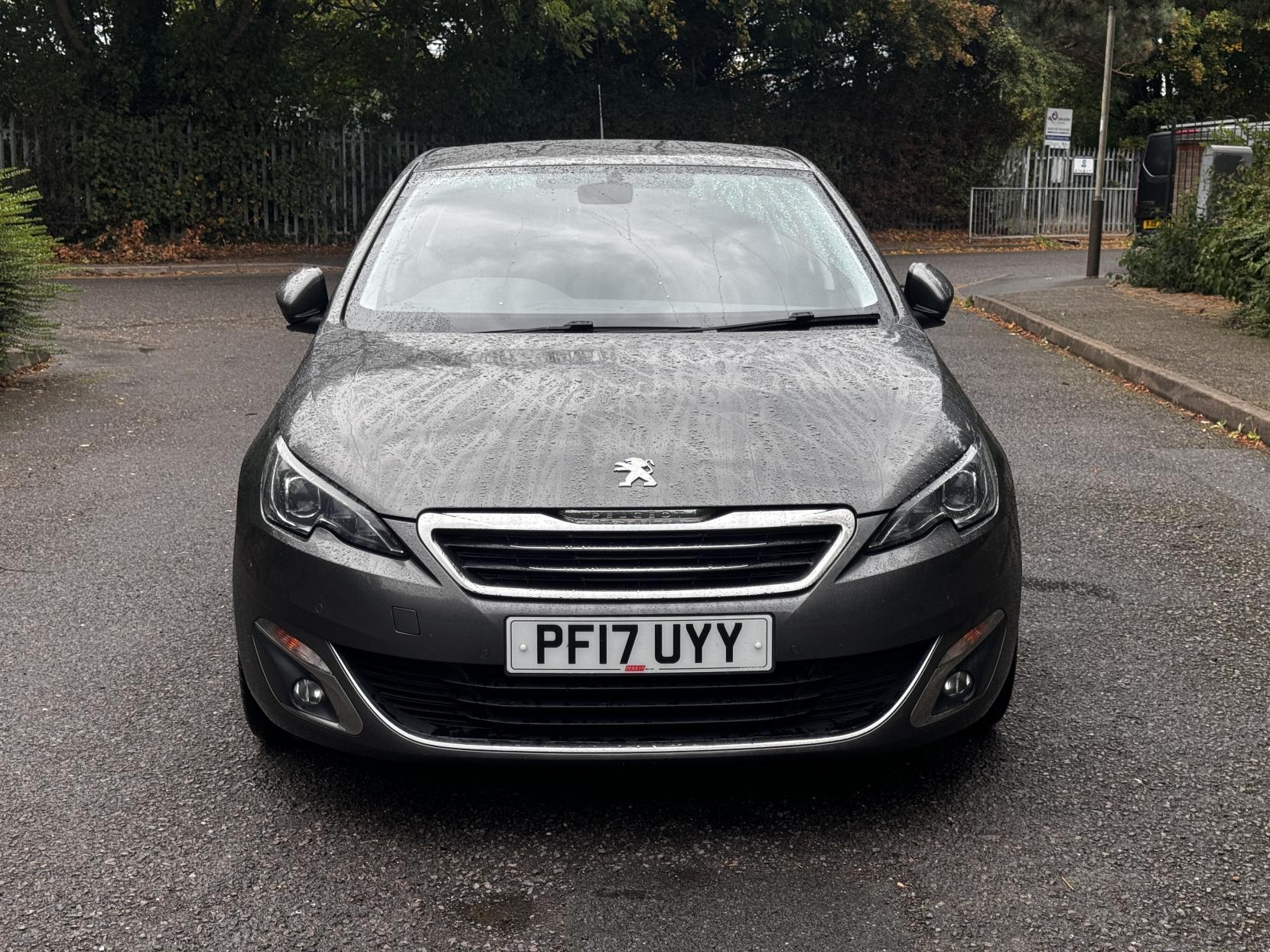 Peugeot 308 1.2 PureTech Allure Hatchback 5dr Petrol Manual Euro 6 (s/s) (110 ps)