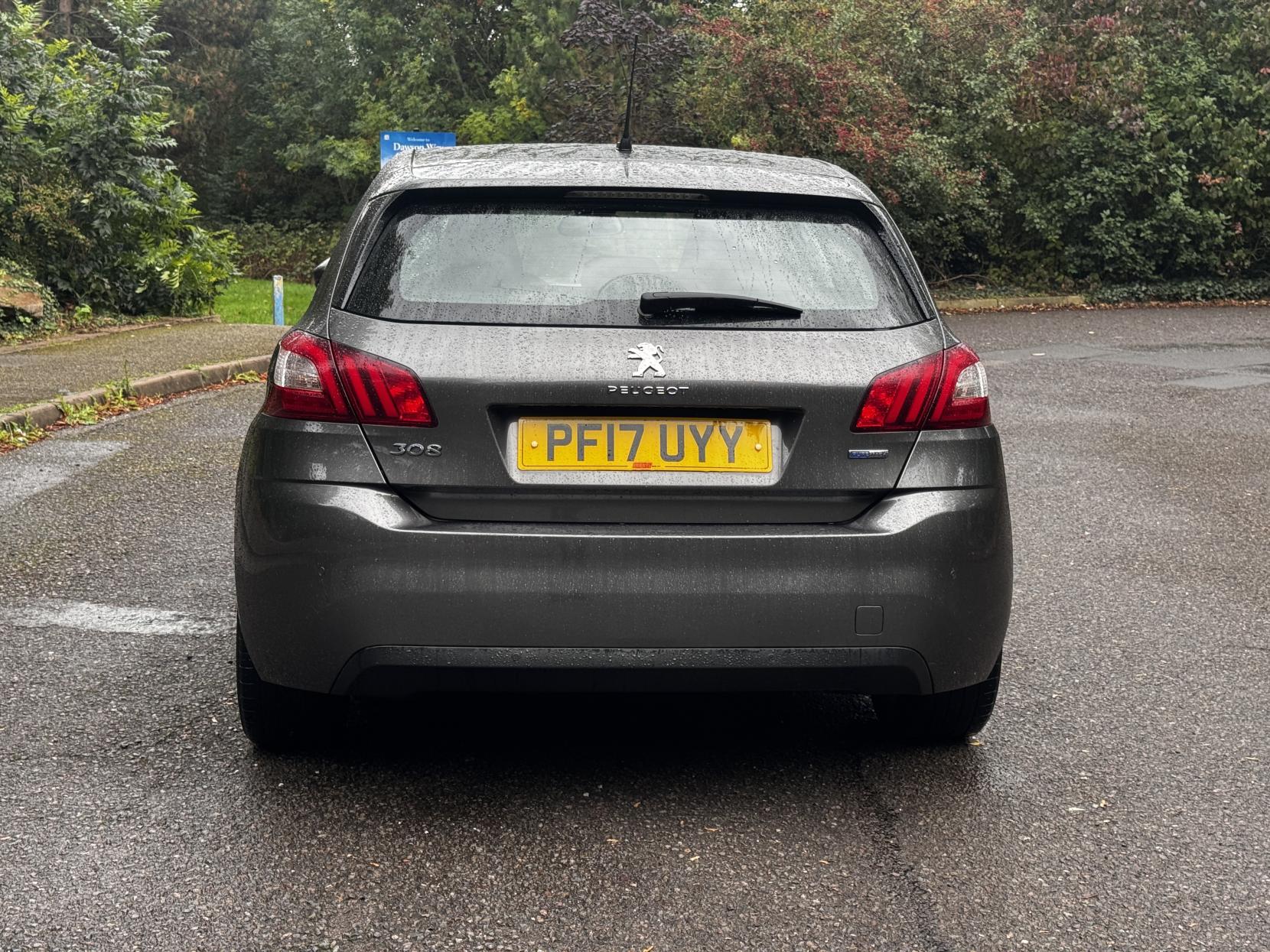 Peugeot 308 1.2 PureTech Allure Hatchback 5dr Petrol Manual Euro 6 (s/s) (110 ps)