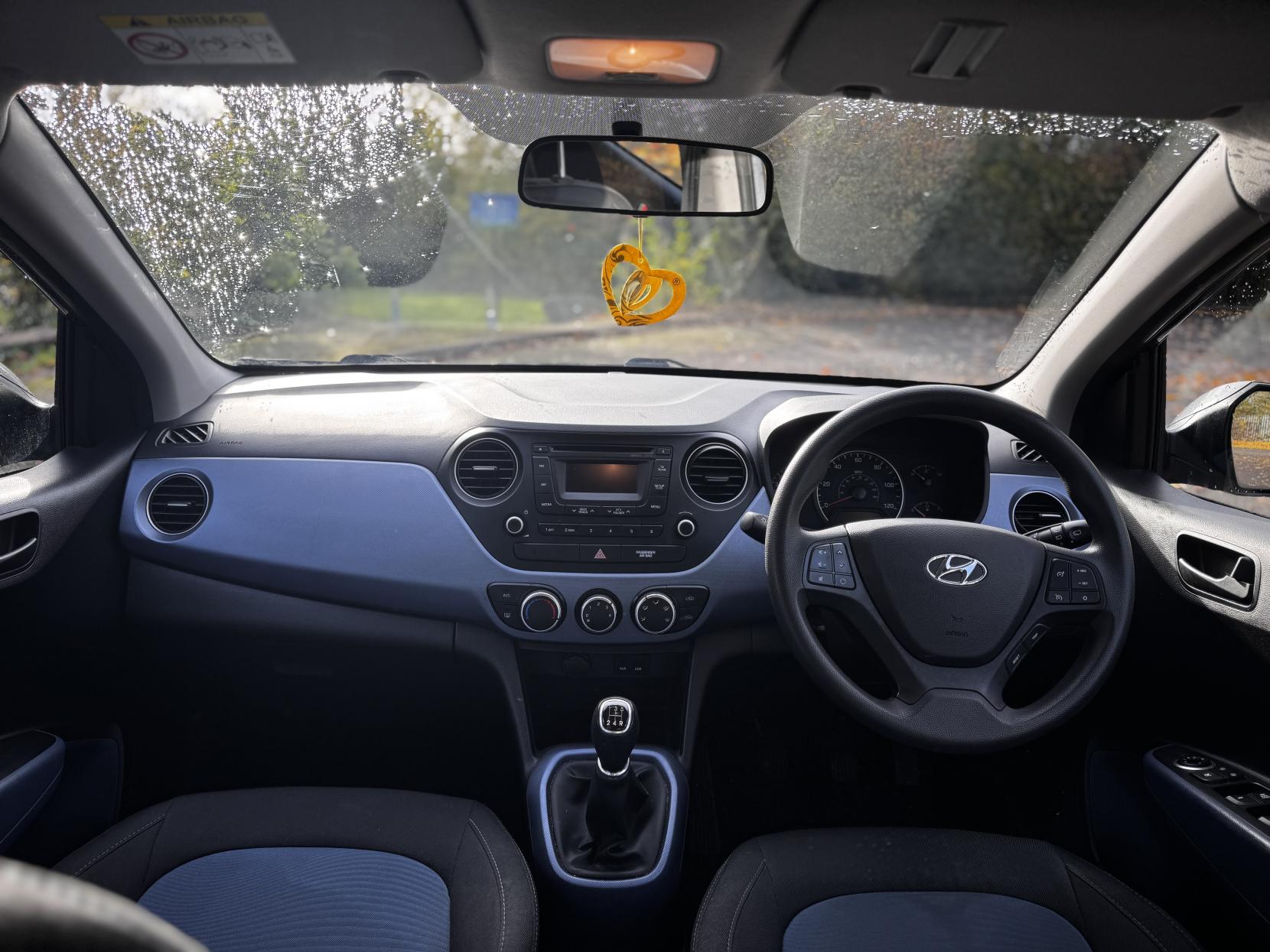 Hyundai i10 1.0 SE Hatchback 5dr Petrol Manual Euro 5 (66 ps)