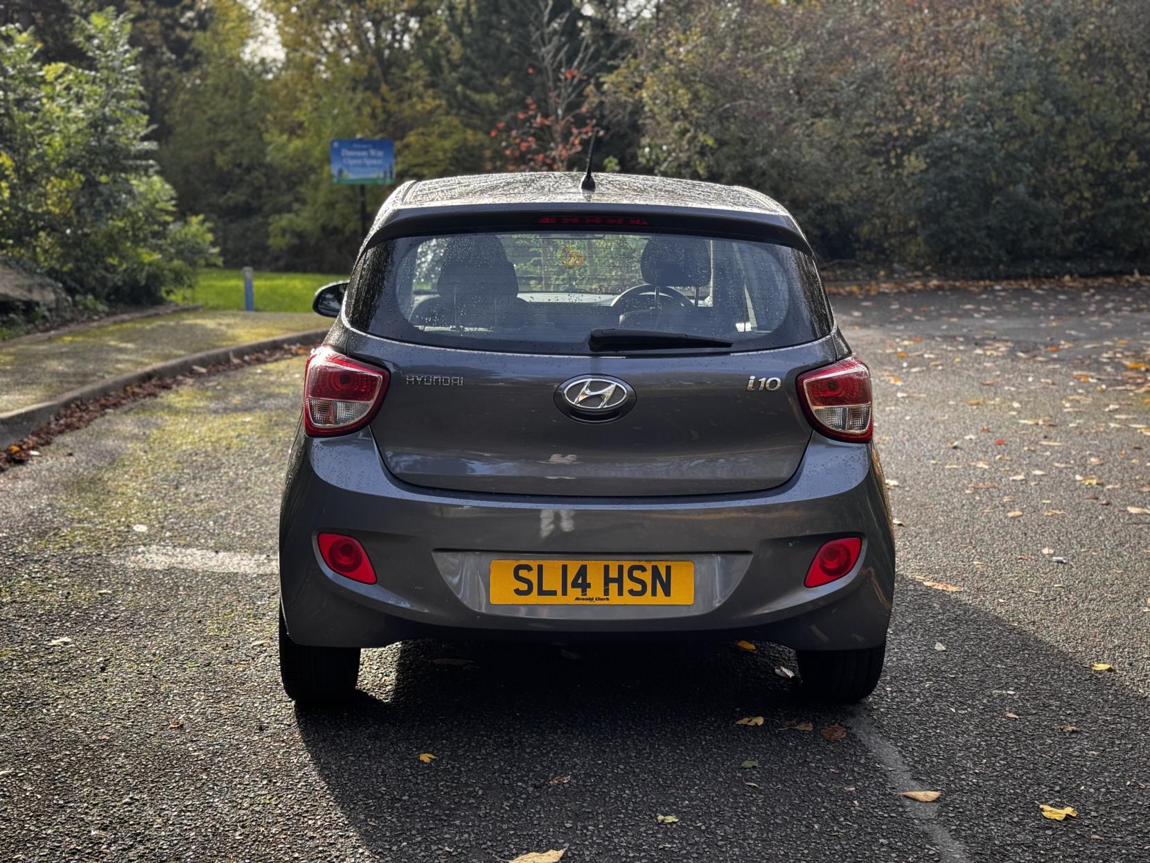 Hyundai i10 1.0 SE Hatchback 5dr Petrol Manual Euro 5 (66 ps)