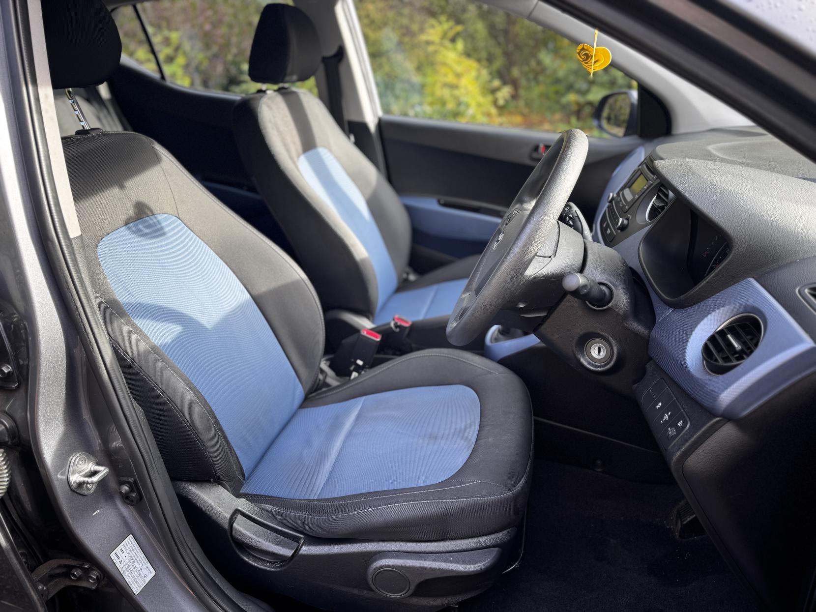 Hyundai i10 1.0 SE Hatchback 5dr Petrol Manual Euro 5 (66 ps)