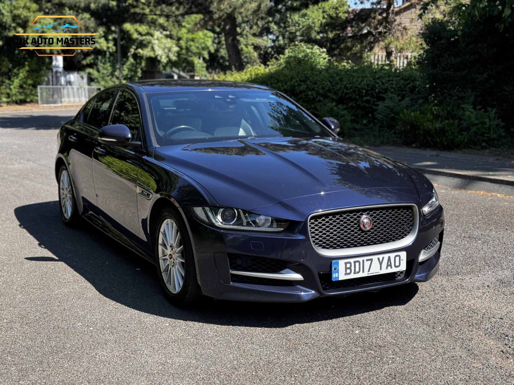 Jaguar XE 2.0d R-Sport Saloon 4dr Diesel Manual Euro 6 (s/s) (163 ps)