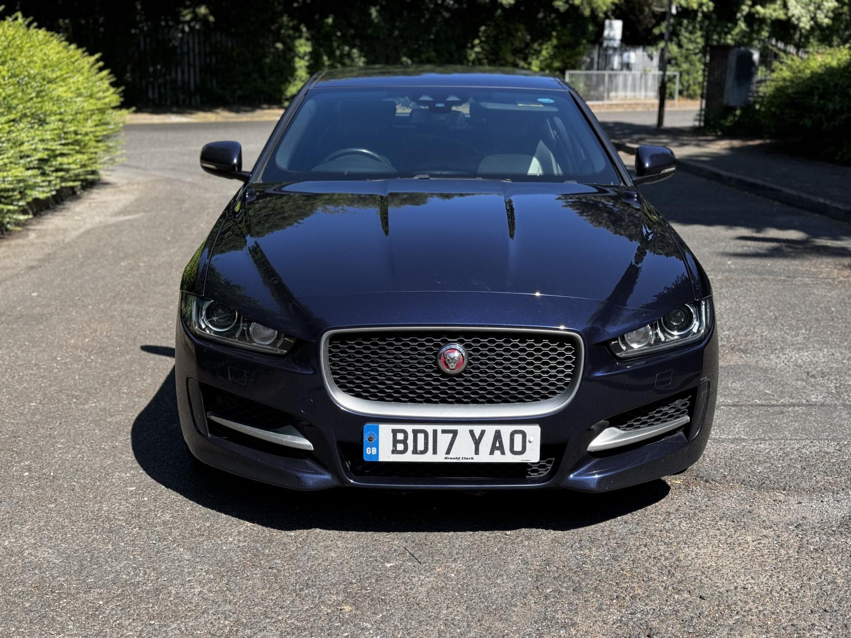 Jaguar XE 2.0d R-Sport Saloon 4dr Diesel Manual Euro 6 (s/s) (163 ps)